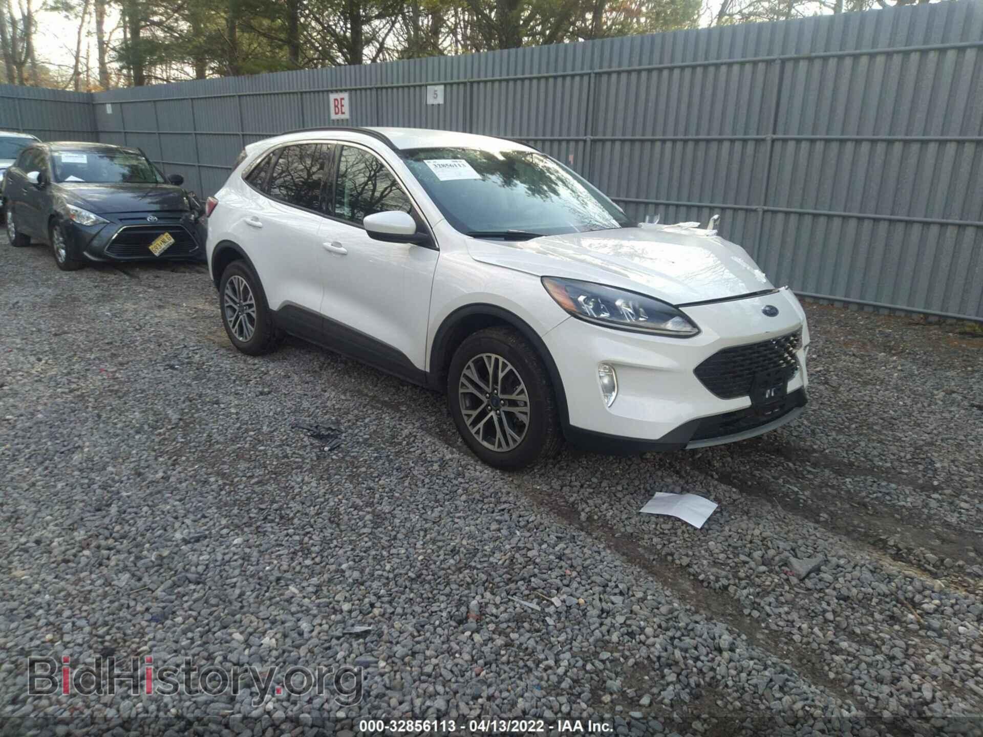 Photo 1FMCU9H69MUB34093 - FORD ESCAPE 2021