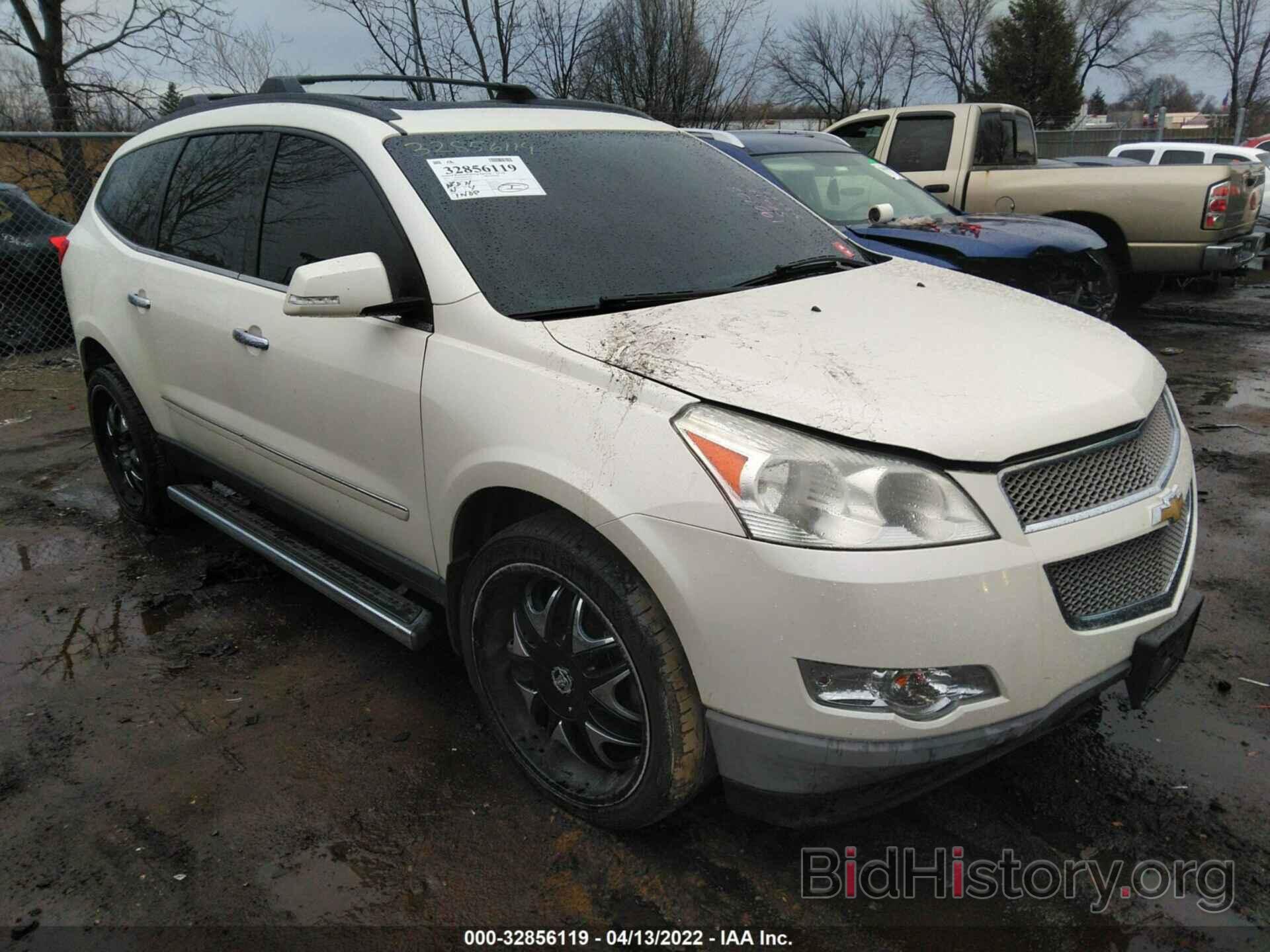 Photo 1GNKRLED2CJ190708 - CHEVROLET TRAVERSE 2012