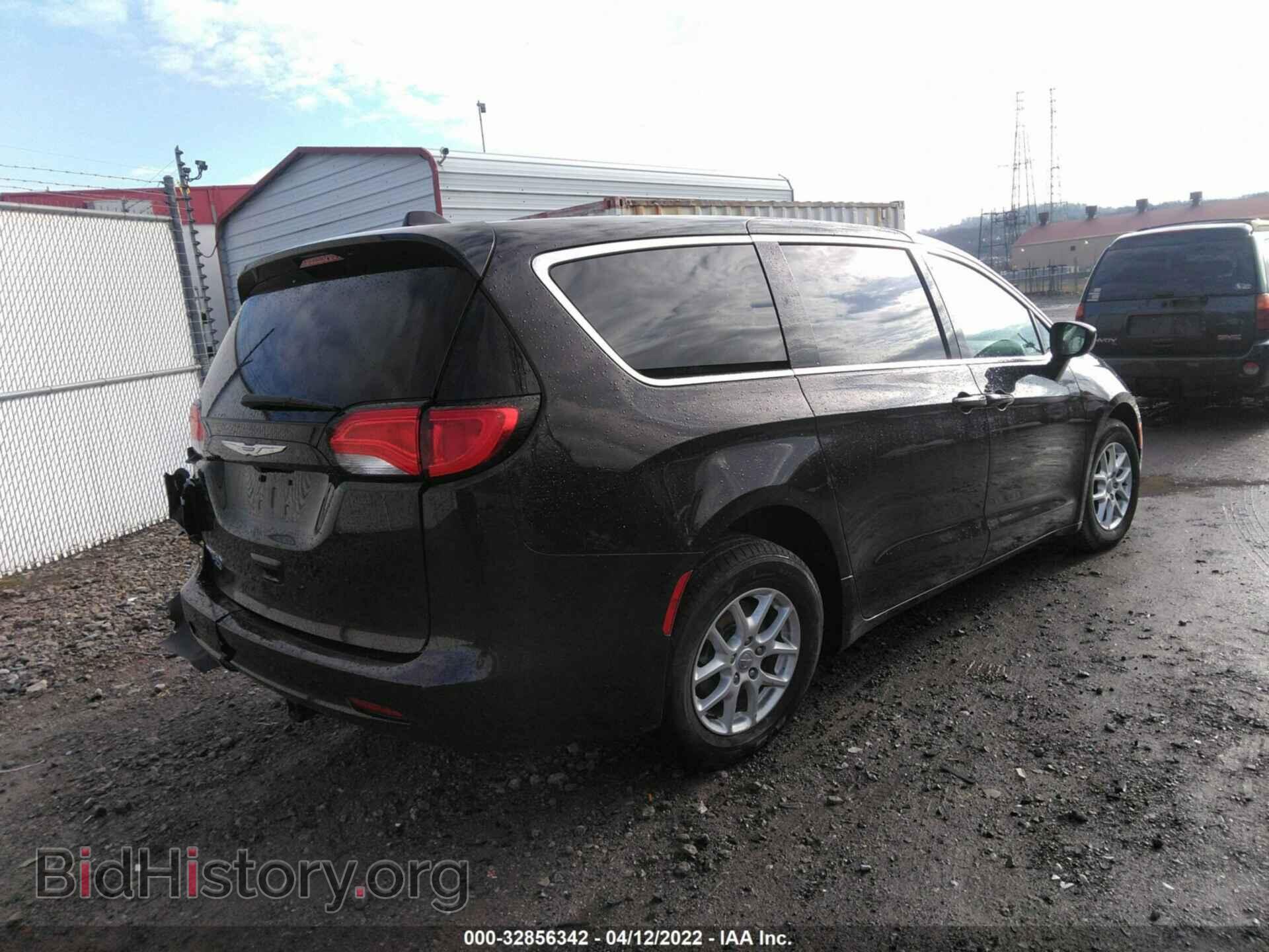 2017 CHRYSLER PACIFICA - VIN: 2C4RC1DGXHR702906 - Фото 4
