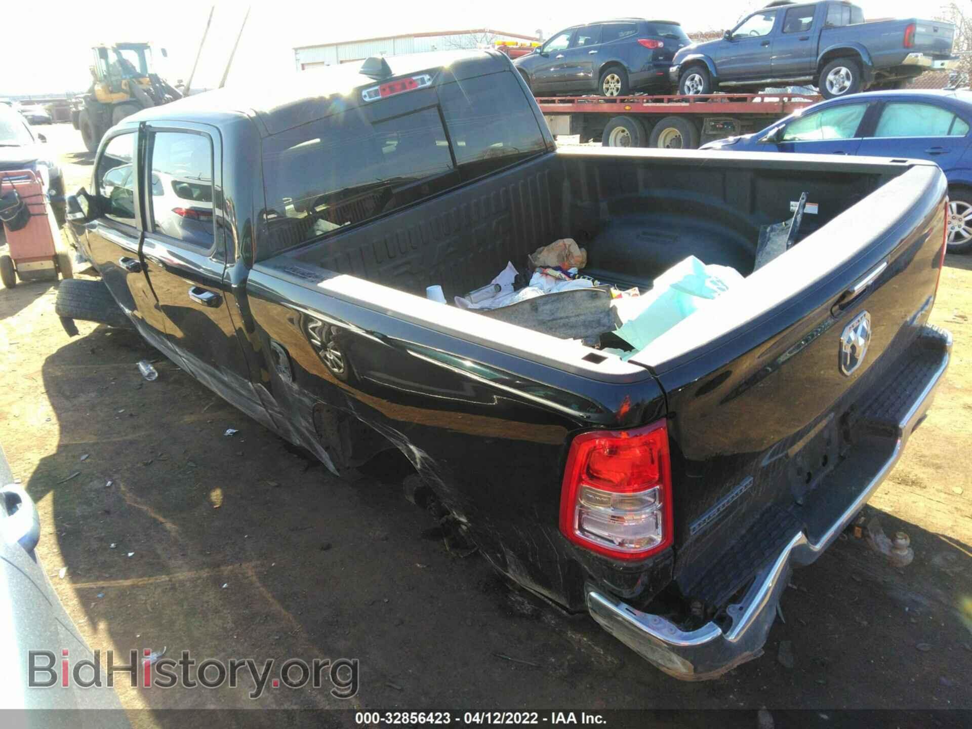 2020 RAM 1500 - VIN: 1C6SRFFTXLN175888 - Фото 3