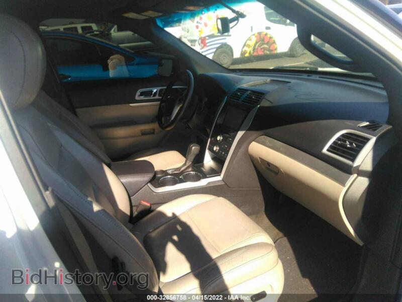 2011 Ford EXPLORER (VIN 1FMHK7D82BGA84107) — фото 5 из 10