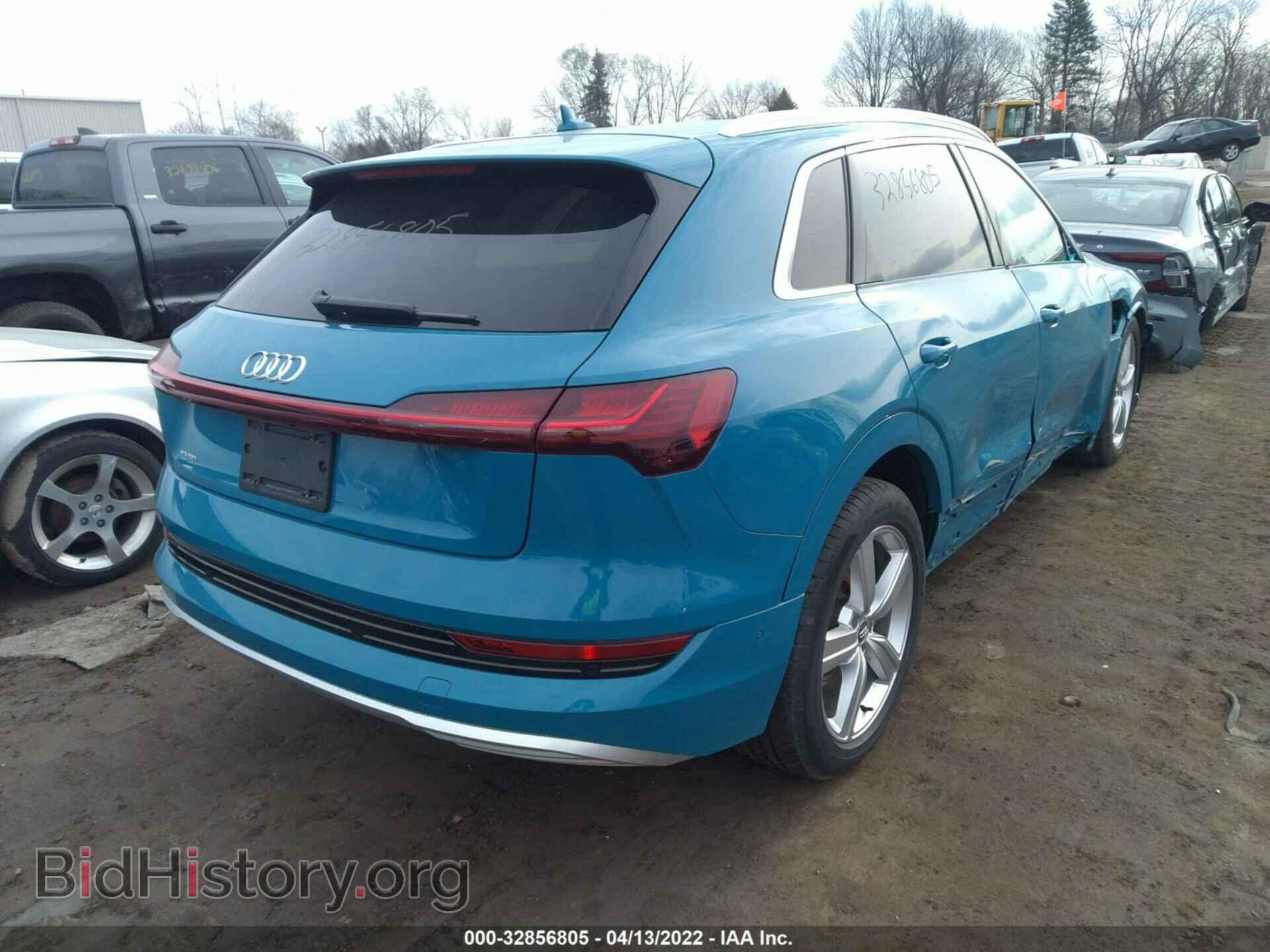 2019 AUDI E-TRON - VIN: WA1LAAGE3KB009519 - Фото 4