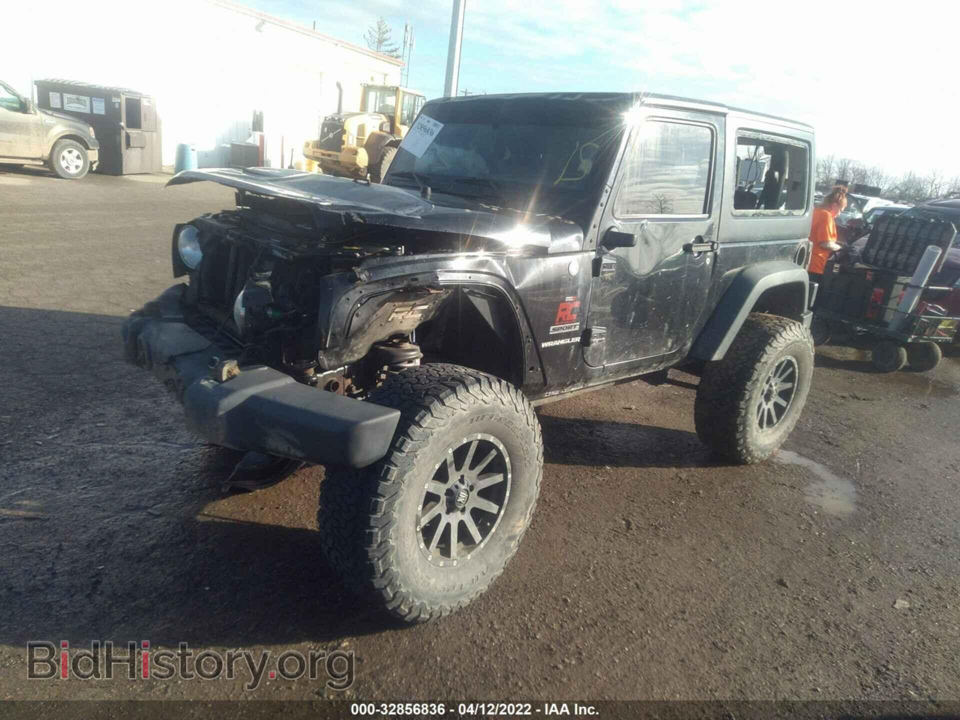 2011 JEEP WRANGLER - VIN: 1J4AA2D15BL514843 - Фото 2