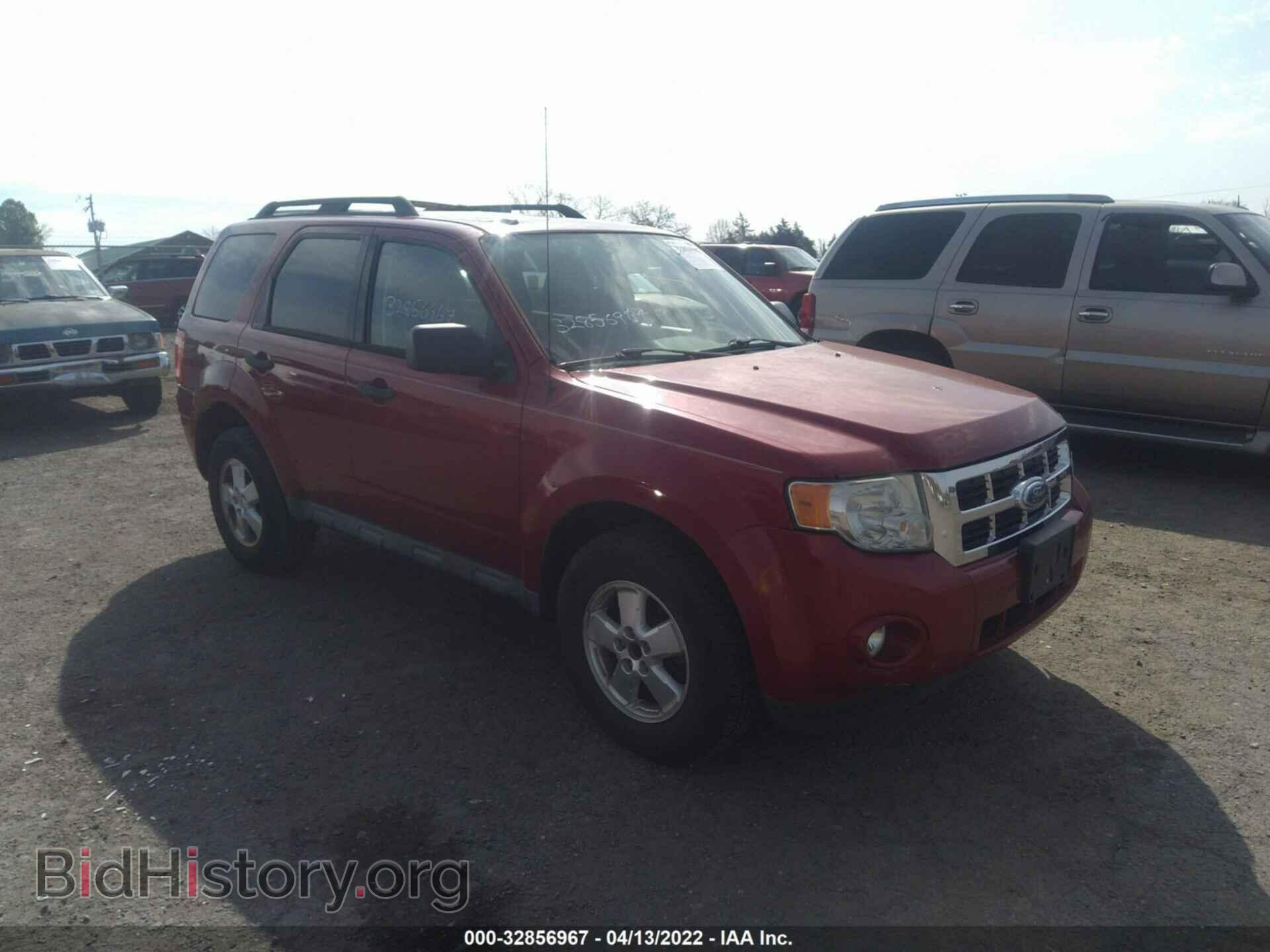 Photo 1FMCU0D77AKA43776 - FORD ESCAPE 2010