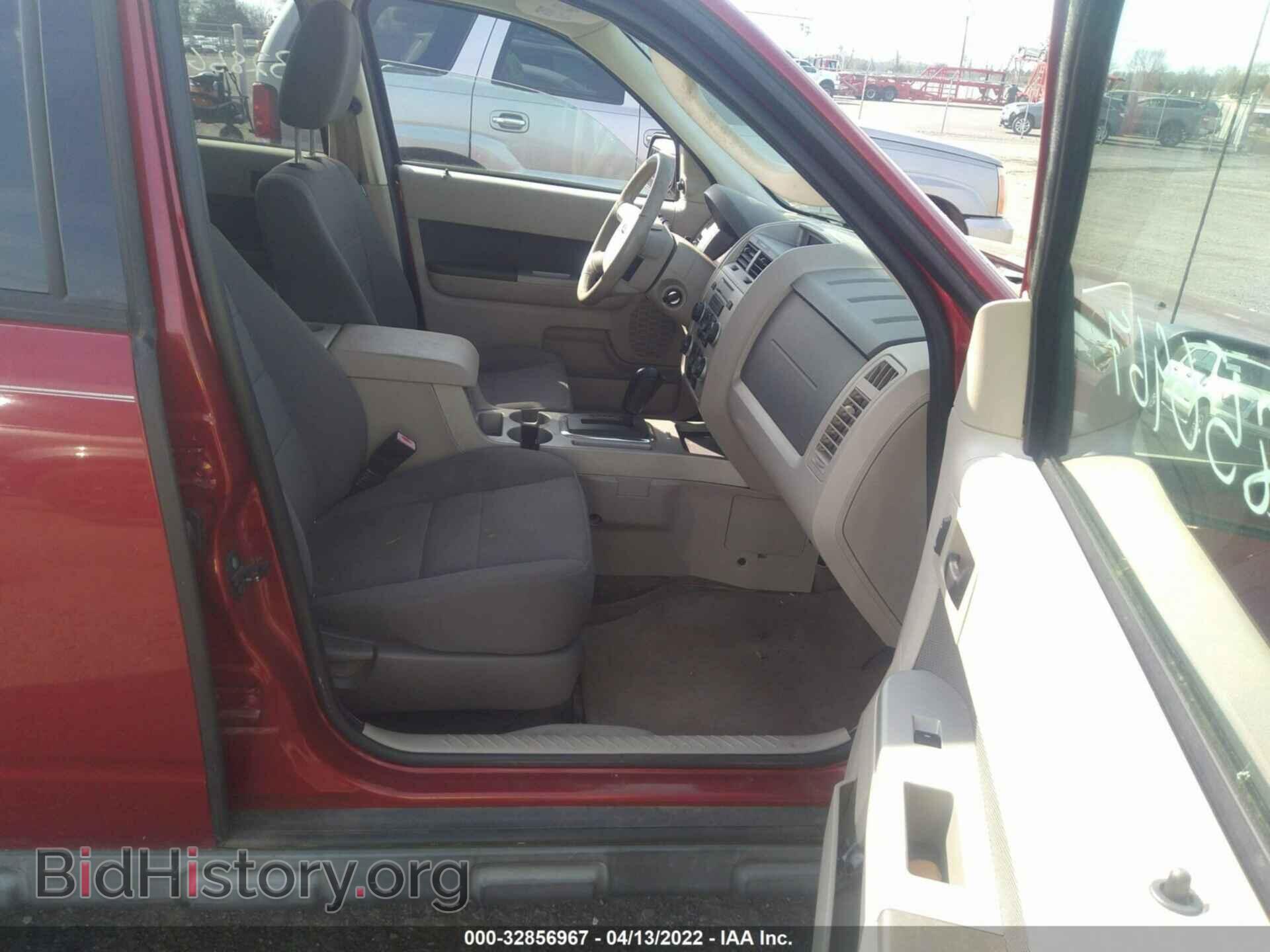 2010 FORD ESCAPE - VIN: 1FMCU0D77AKA43776 - Фото 5