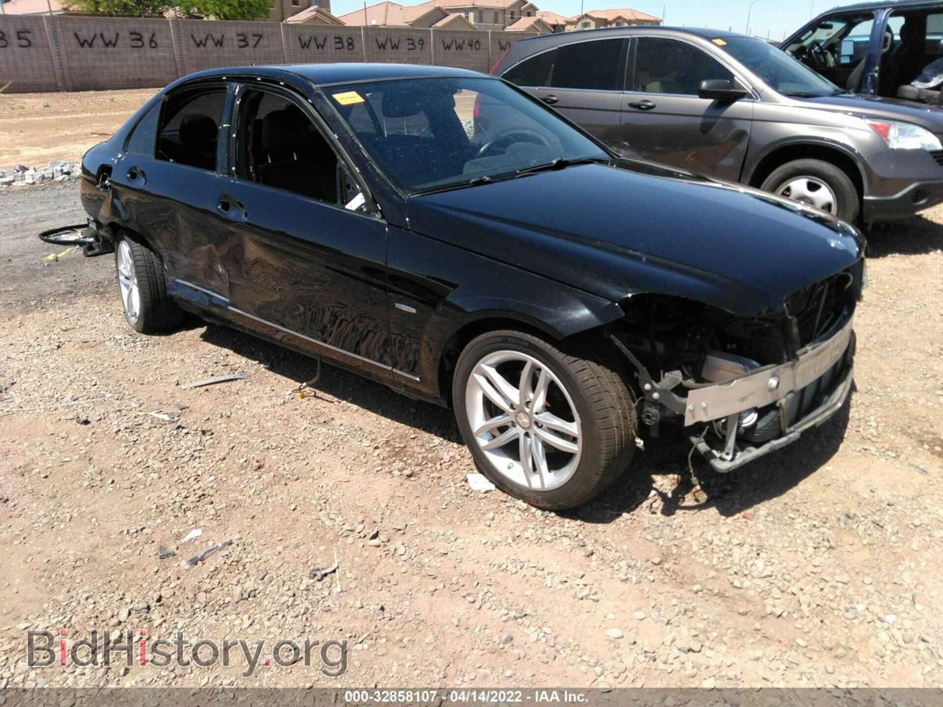 Фотография WDDGF4HB7CA726386 - MERCEDES-BENZ C-CLASS 2012