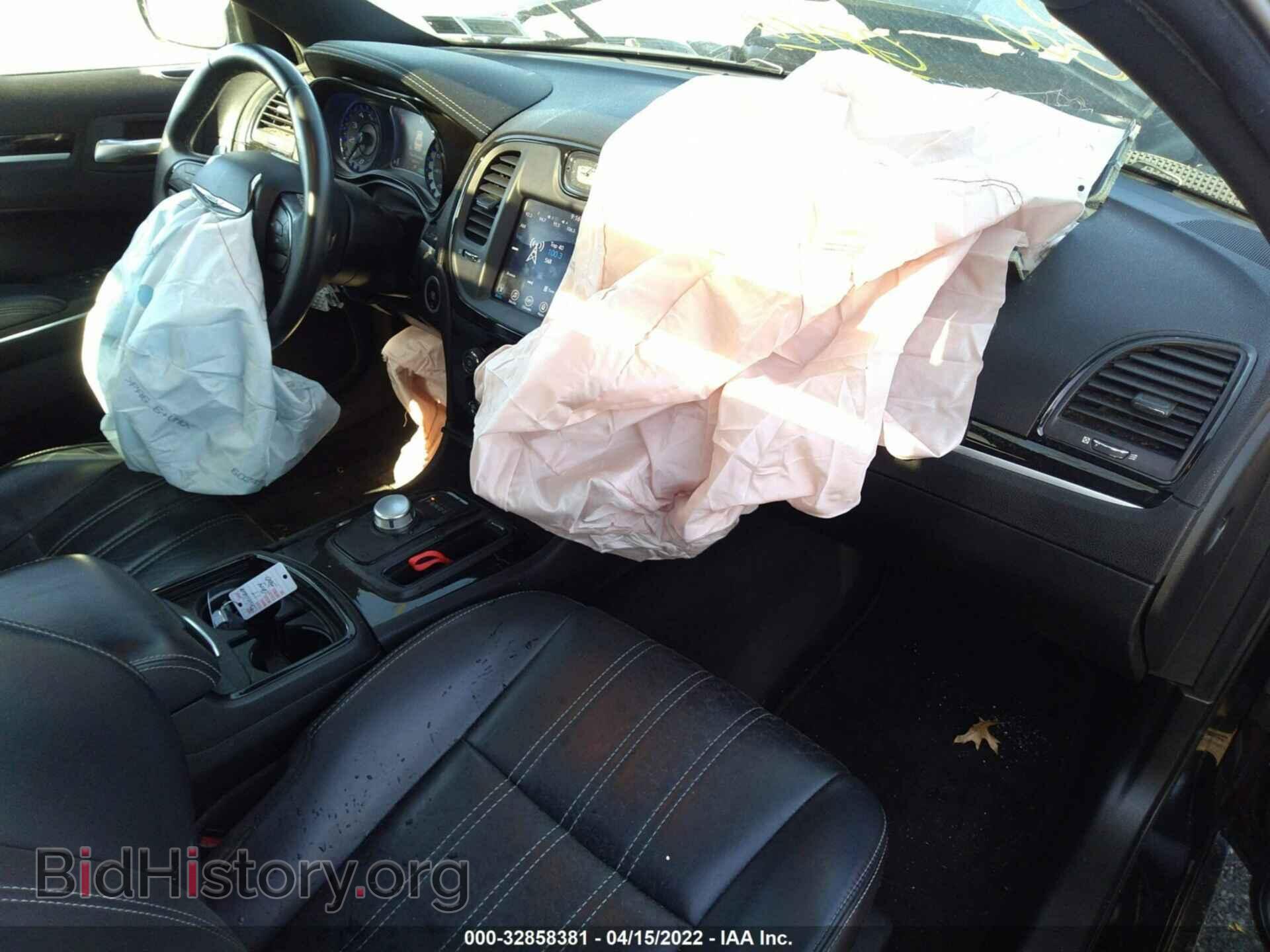 2017 CHRYSLER 300 - VIN: 2C3CCAGG2HH586015 - Фото 5