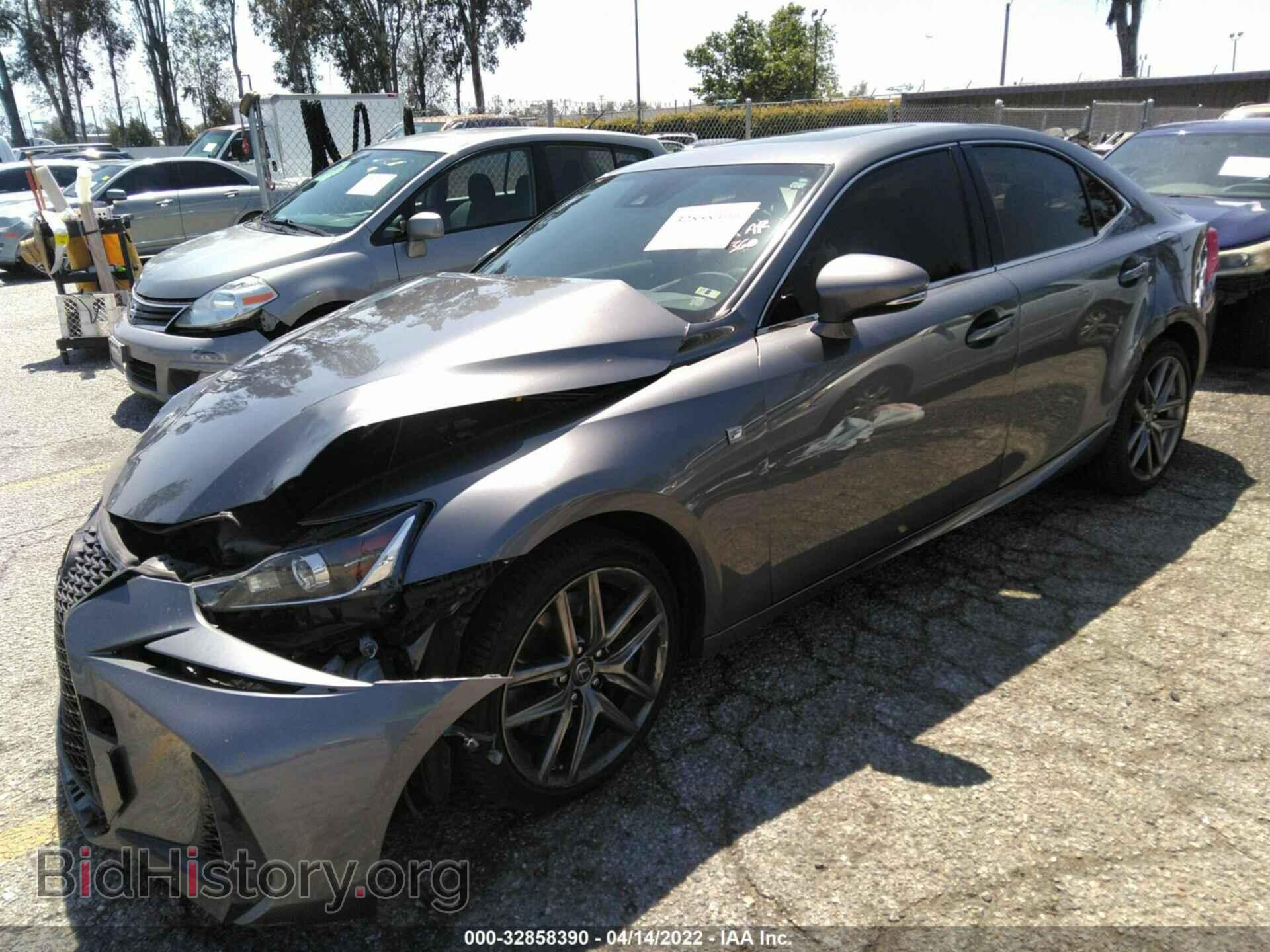 2017 LEXUS IS - VIN: JTHBA1D24H5047388 - Фото 2