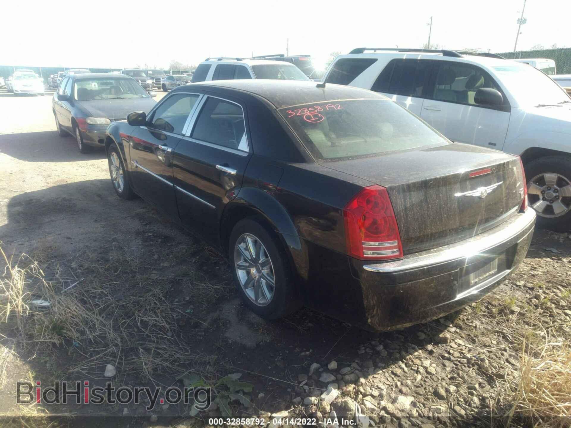 2008 CHRYSLER 300 - VIN: 2C3LA63H98H288739 - Фото 3