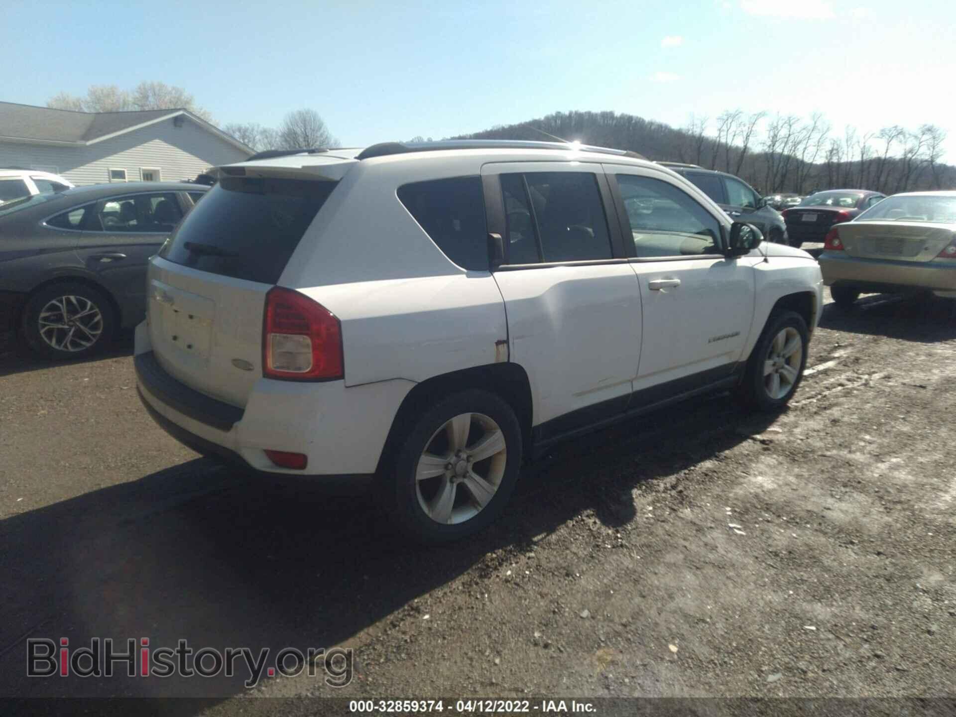 2012 JEEP COMPASS - VIN: 1C4NJDEB7CD573012 - Фото 4