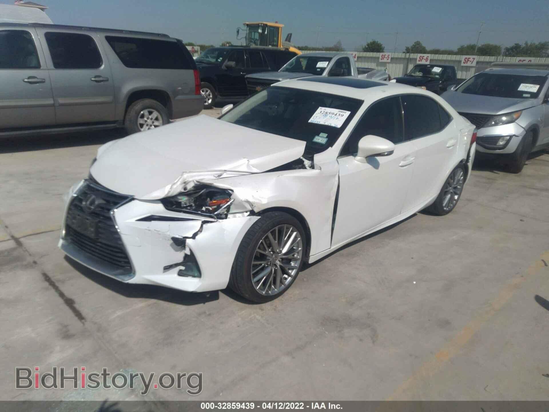 2017 LEXUS IS - VIN: JTHBA1D24H5060870 - Фото 2