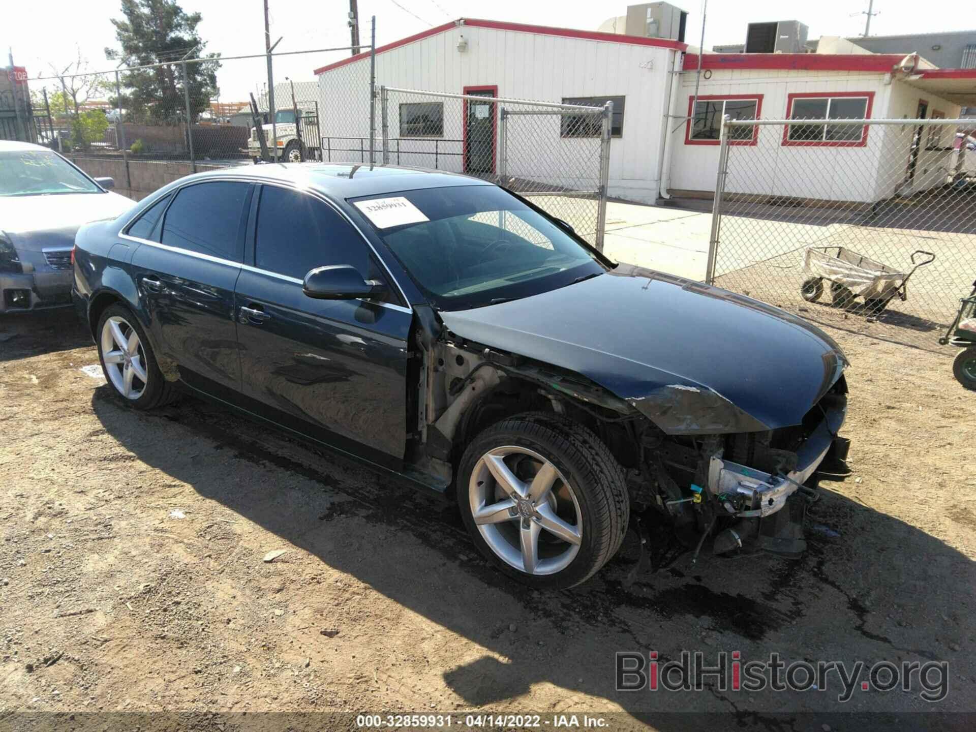 Photo WAUKFAFL1BN054845 - AUDI A4 2011