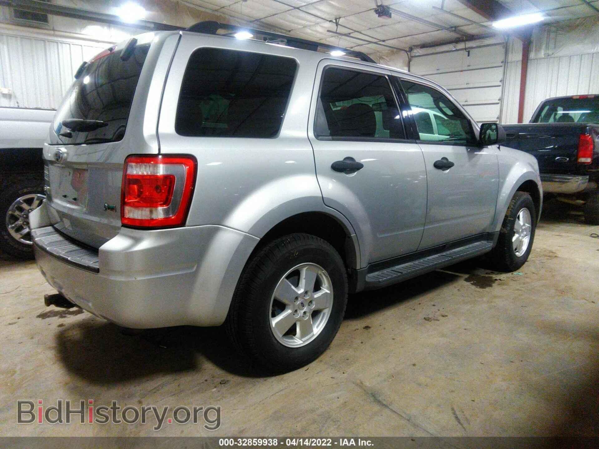 2011 FORD ESCAPE - VIN: 1FMCU9DG7BKC16718 - Photo 4