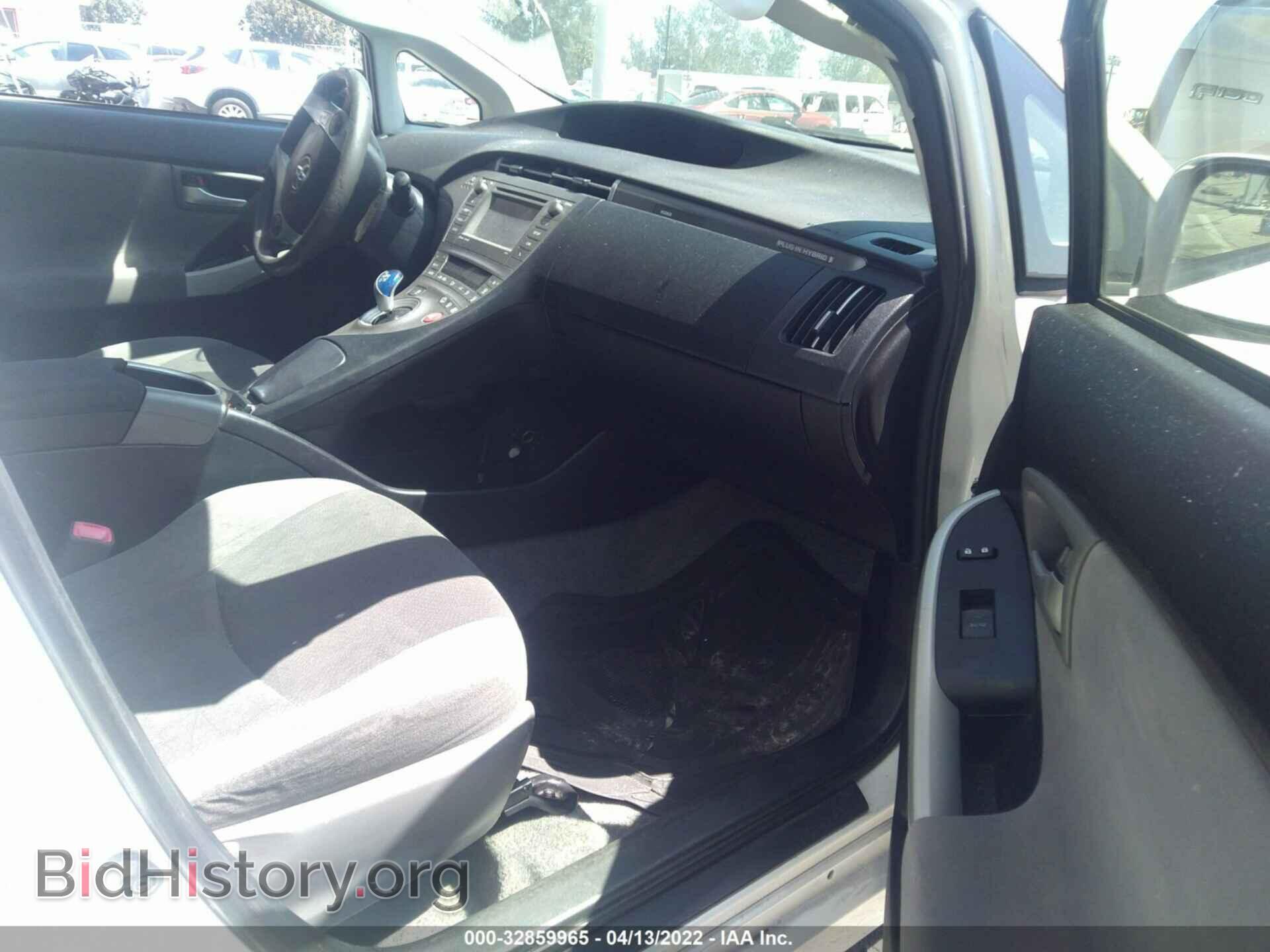 2012 TOYOTA PRIUS PLUG-IN - VIN: JTDKN3DP8C3021149 - Photo 5