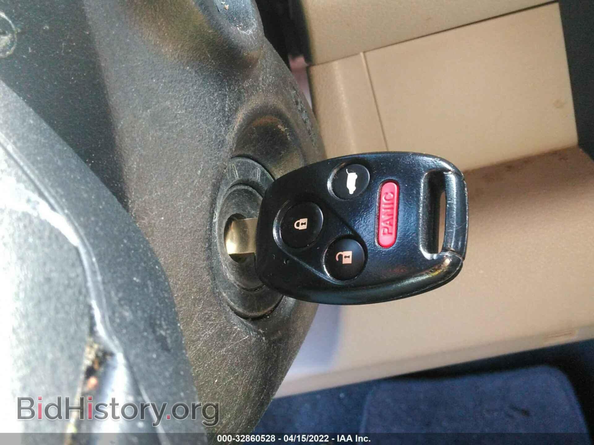2011 HONDA PILOT - VIN: 5FNYF4H58BB035320 - Фото 11