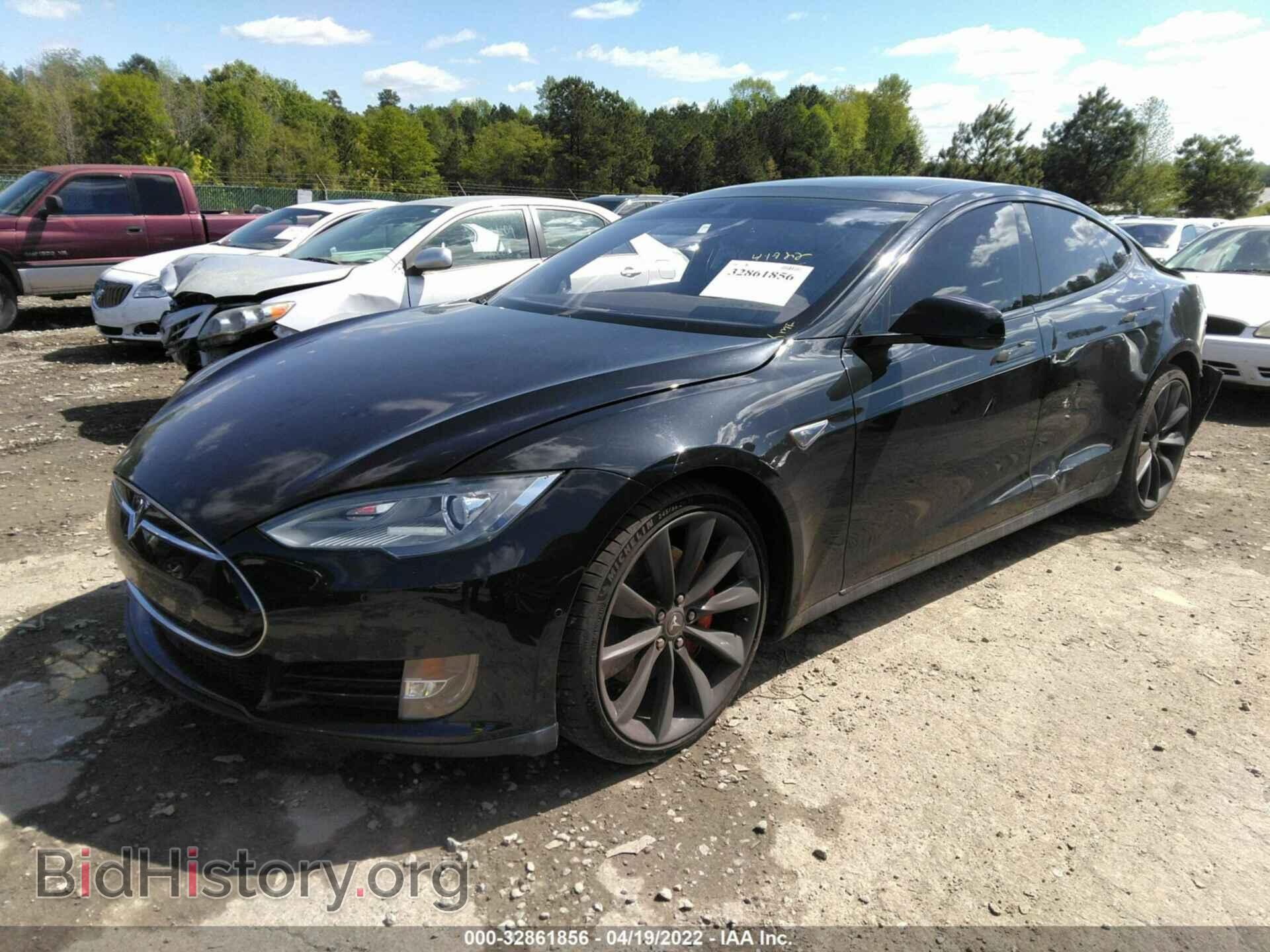 2015 TESLA MODEL S - VIN: 5YJSA1E4XFF103041 - Фото 2