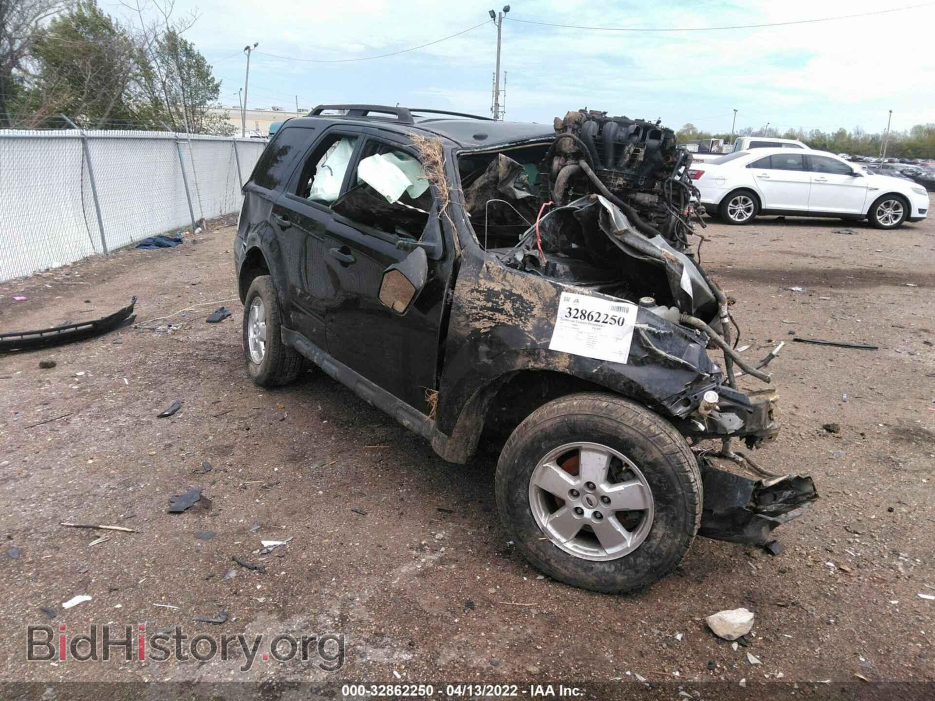 Фотография 1FMCU0D73BKB79355 - FORD ESCAPE 2011