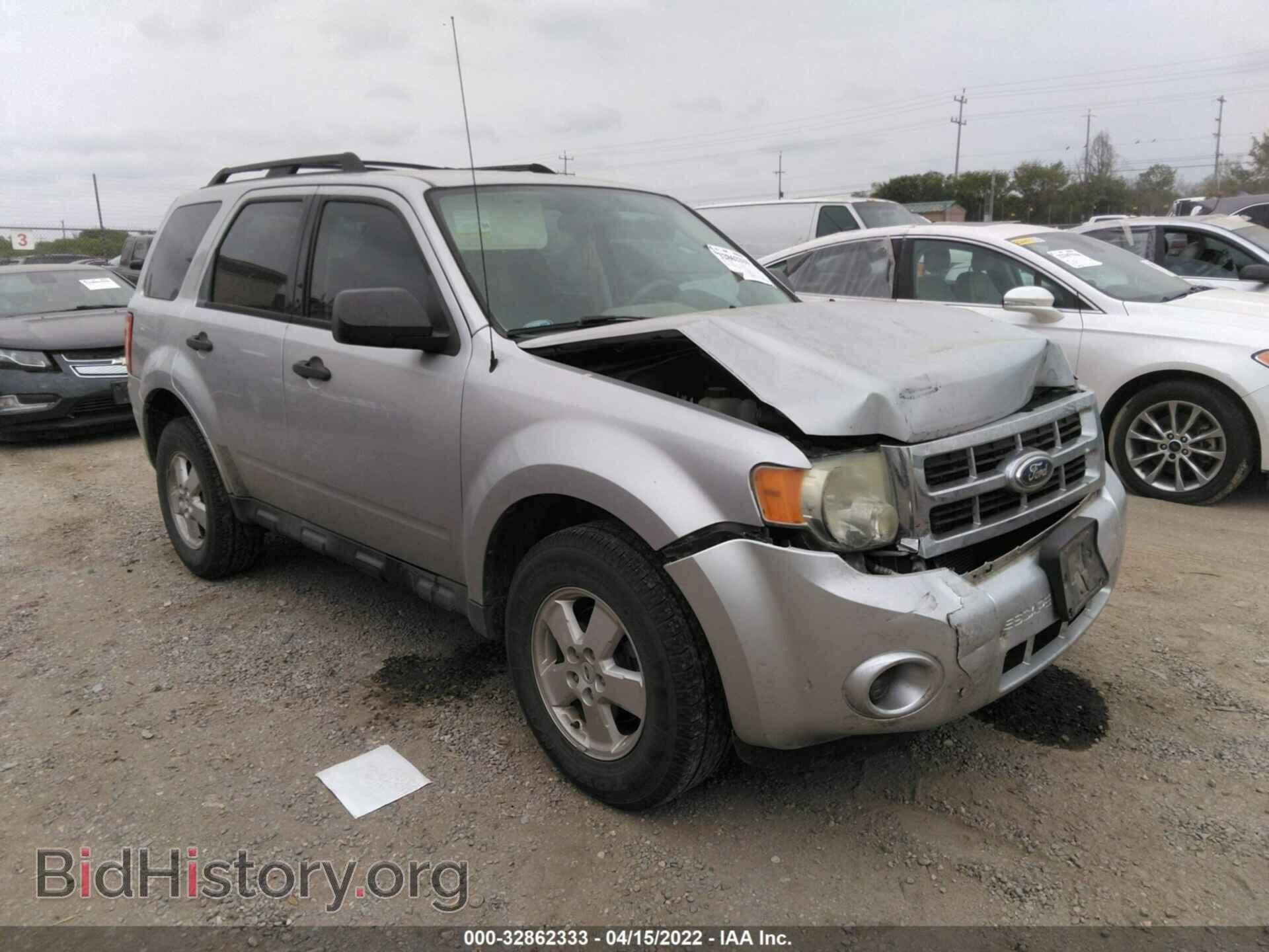Фотография 1FMCU0C76BKA92566 - FORD ESCAPE 2011