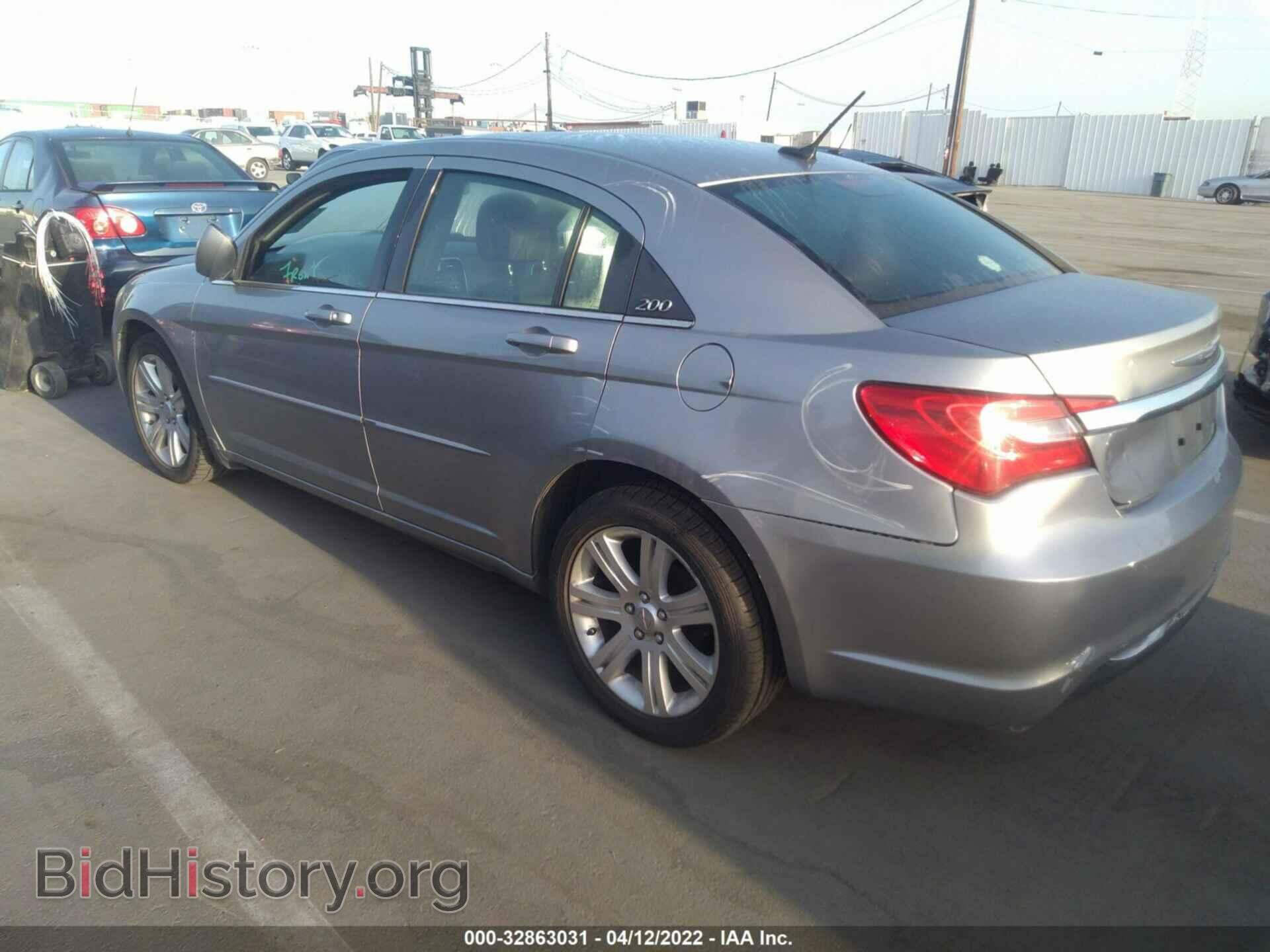 2013 CHRYSLER 200 - VIN: 1C3CCBBB8DN639741 - Photo 3