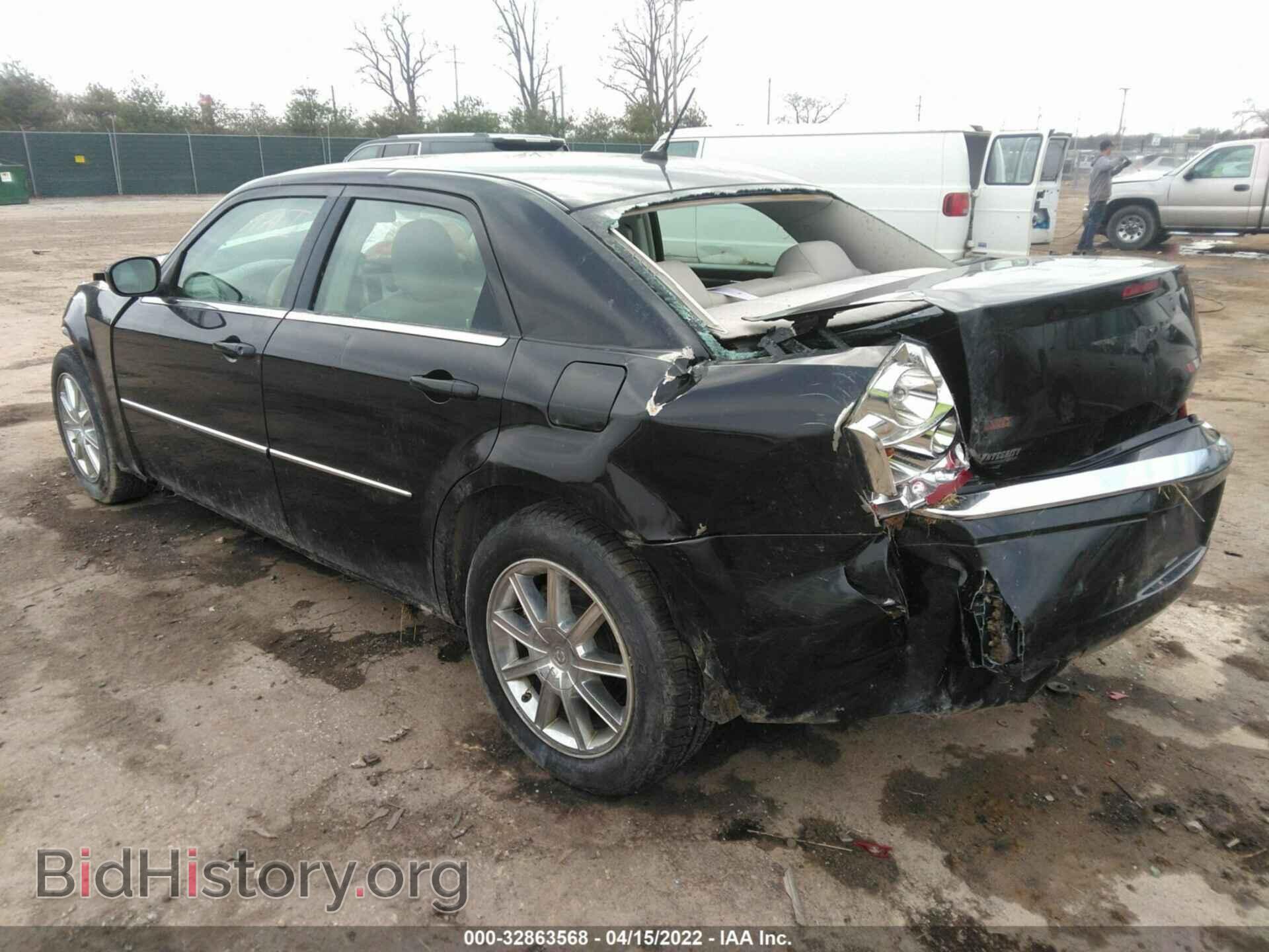 2008 CHRYSLER 300 - VIN: 2C3LK33G18H203749 - Фото 3