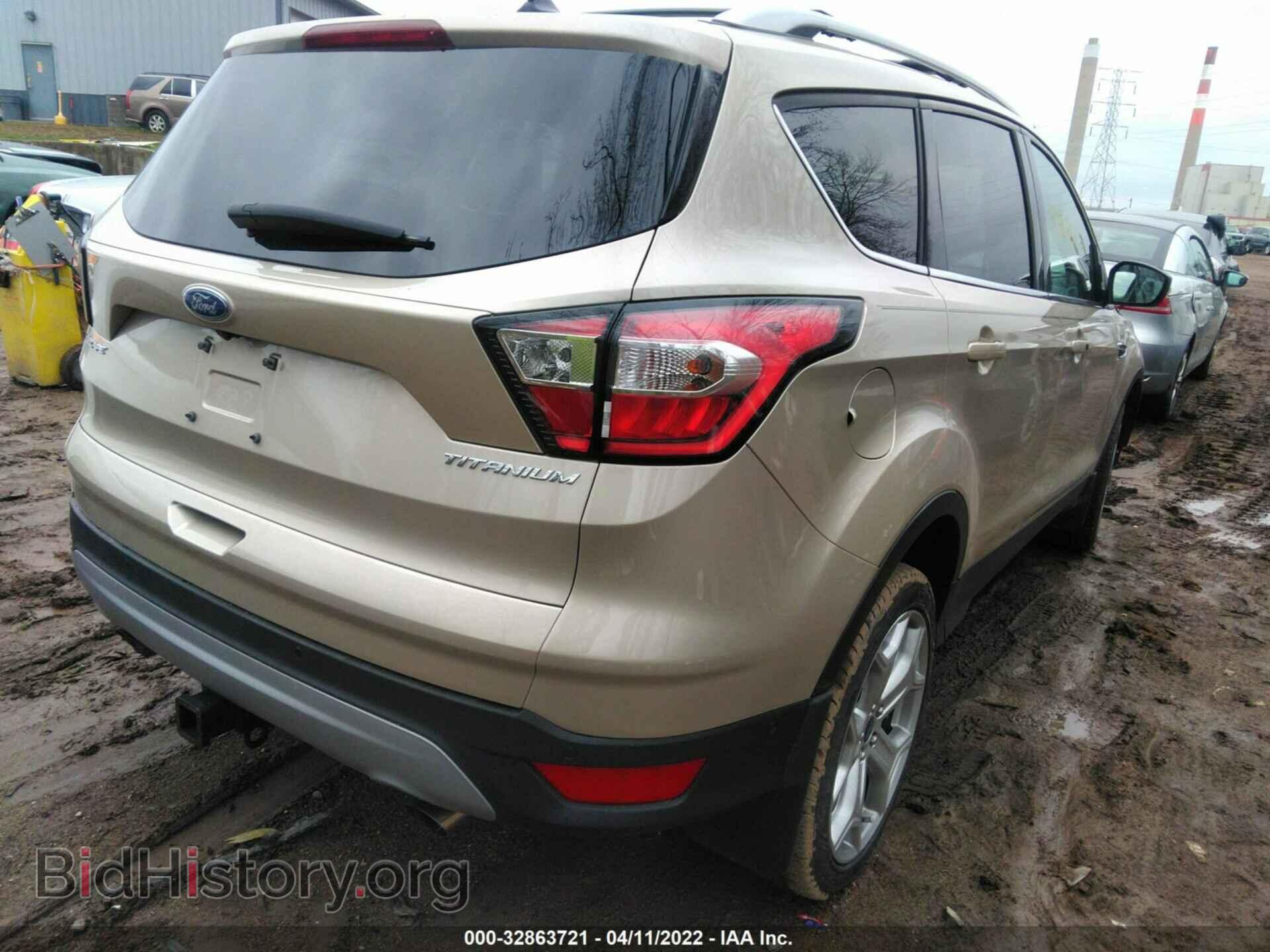 2018 FORD ESCAPE - VIN: 1FMCU9J90JUB69735 - Фото 4