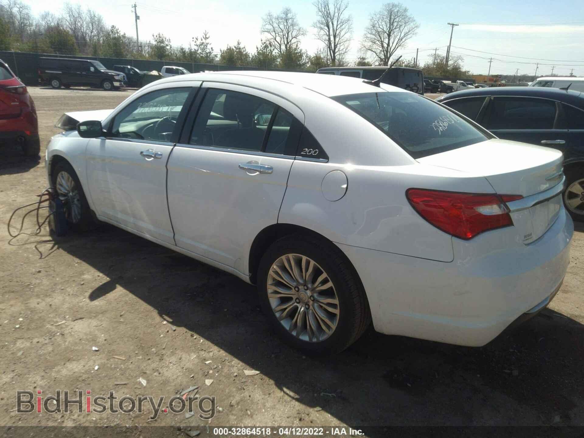 2011 CHRYSLER 200 - VIN: 1C3BC2FG6BN581336 - Фото 3