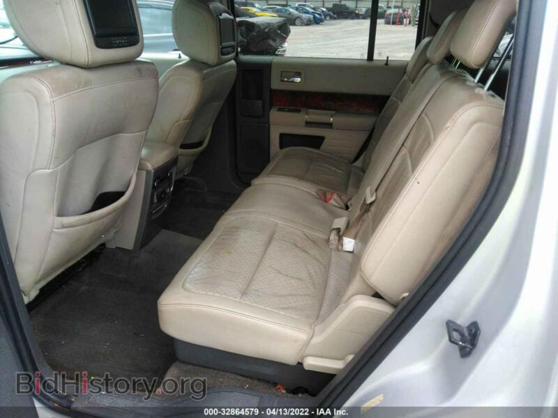 2011 Ford FLEX (VIN 2FMGK5DC5BBD21166) — фото 8 из 11