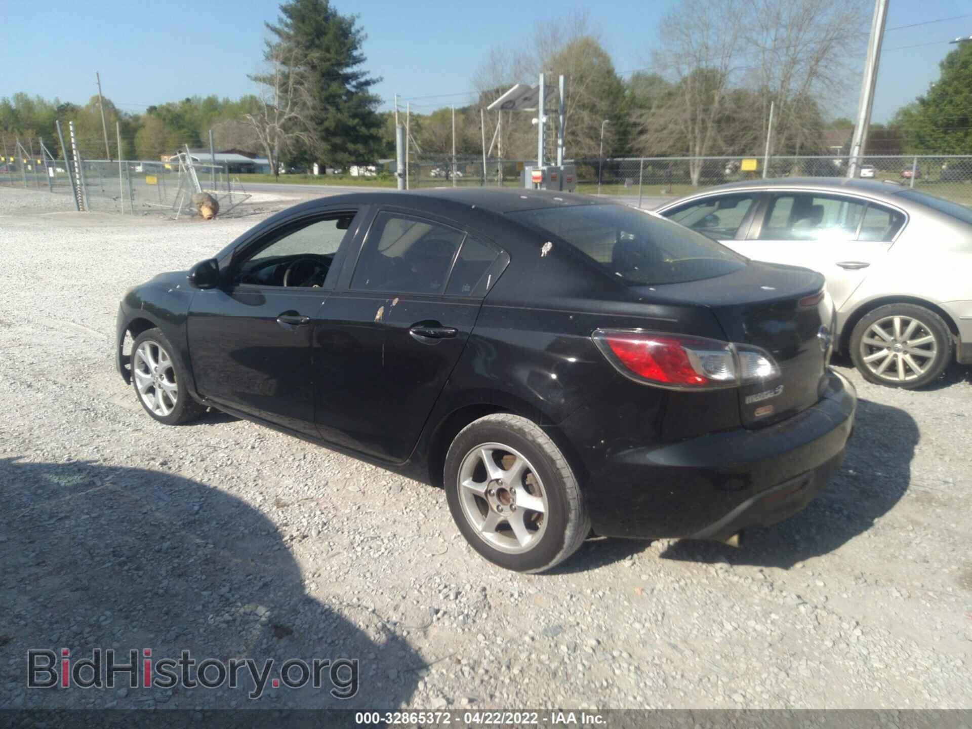 2011 MAZDA MAZDA3 - VIN: JM1BL1VF6B1497989 - Фото 3