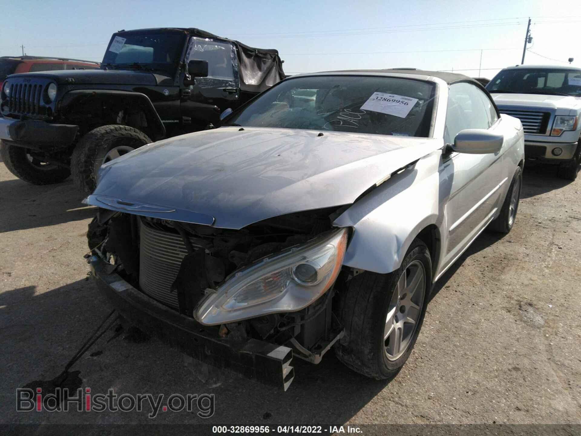 2012 CHRYSLER 200 - VIN: 1C3BCBEG4CN234607 - Photo 2