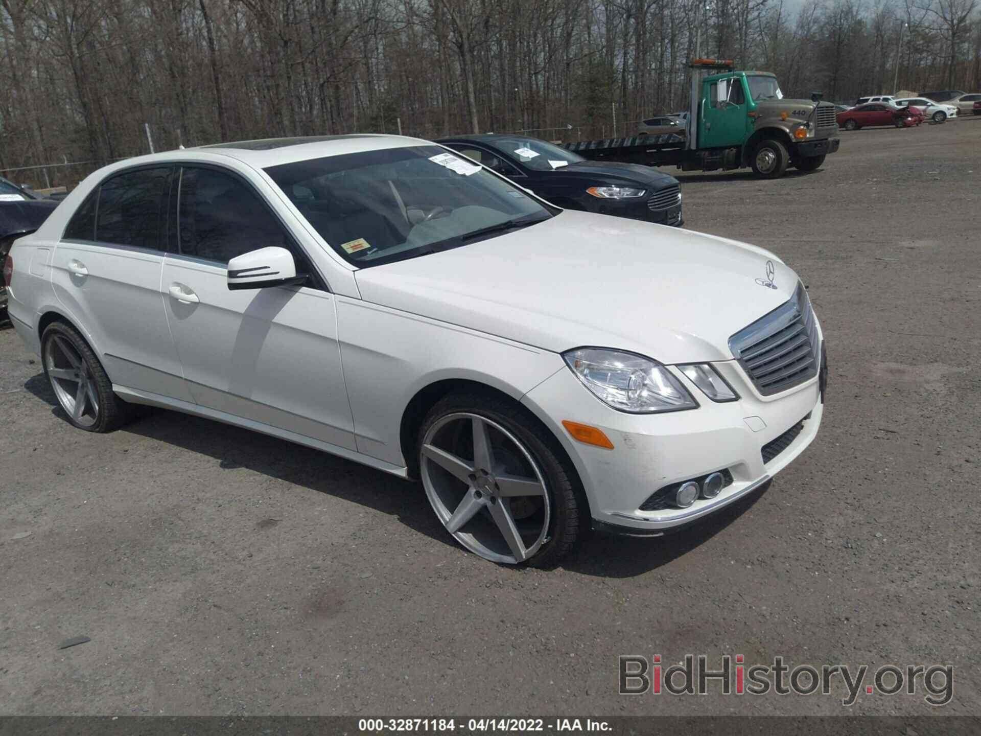 Photo WDDHF9AB0BA308388 - MERCEDES-BENZ E-CLASS 2011