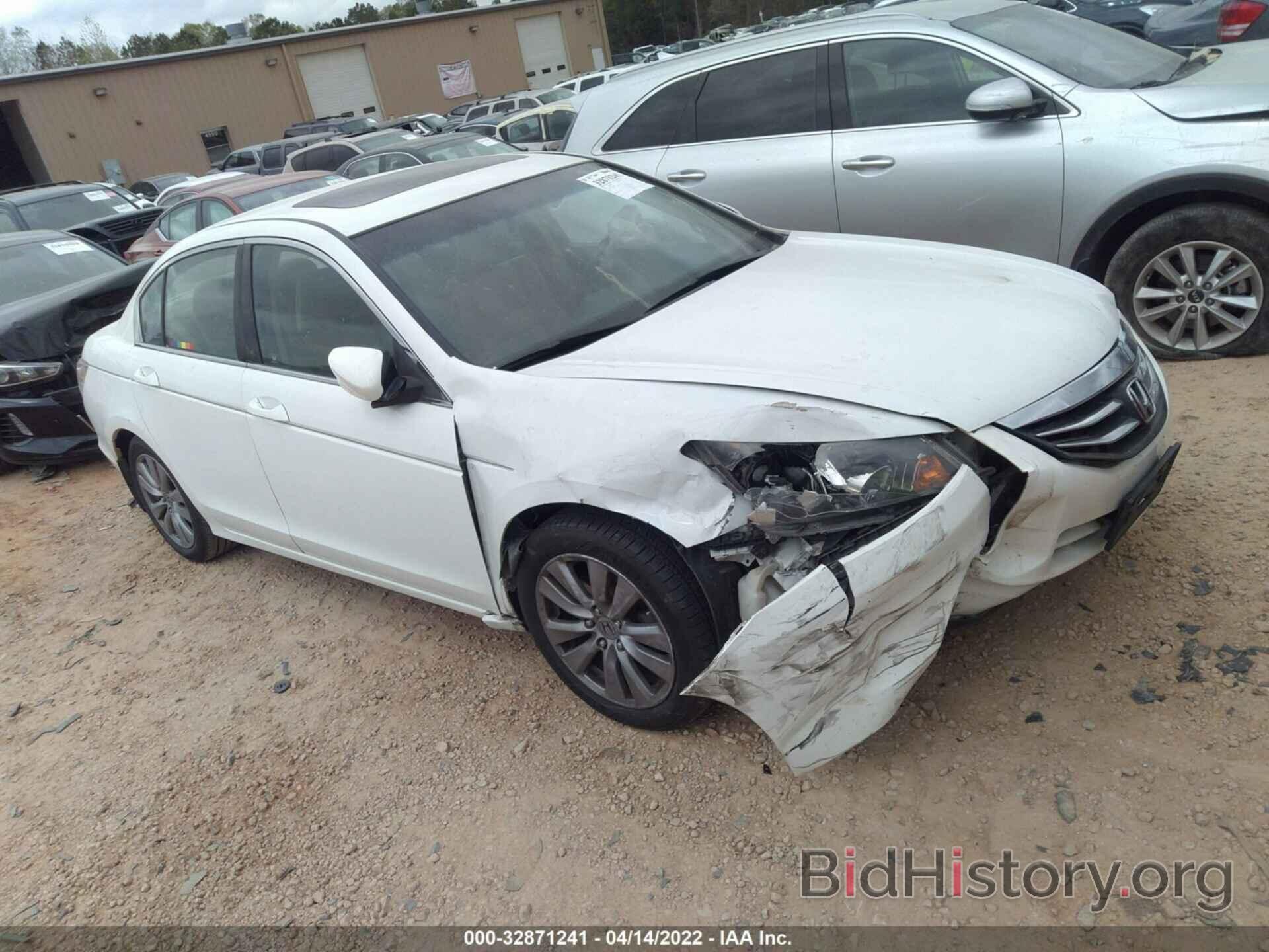 Photo 1HGCP2F87CA218390 - HONDA ACCORD SDN 2012