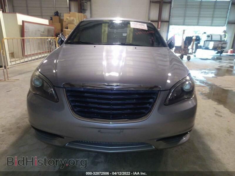 2013 Chrysler 200 (VIN 1C3CCBBG2DN720083) — photo 6 of 11