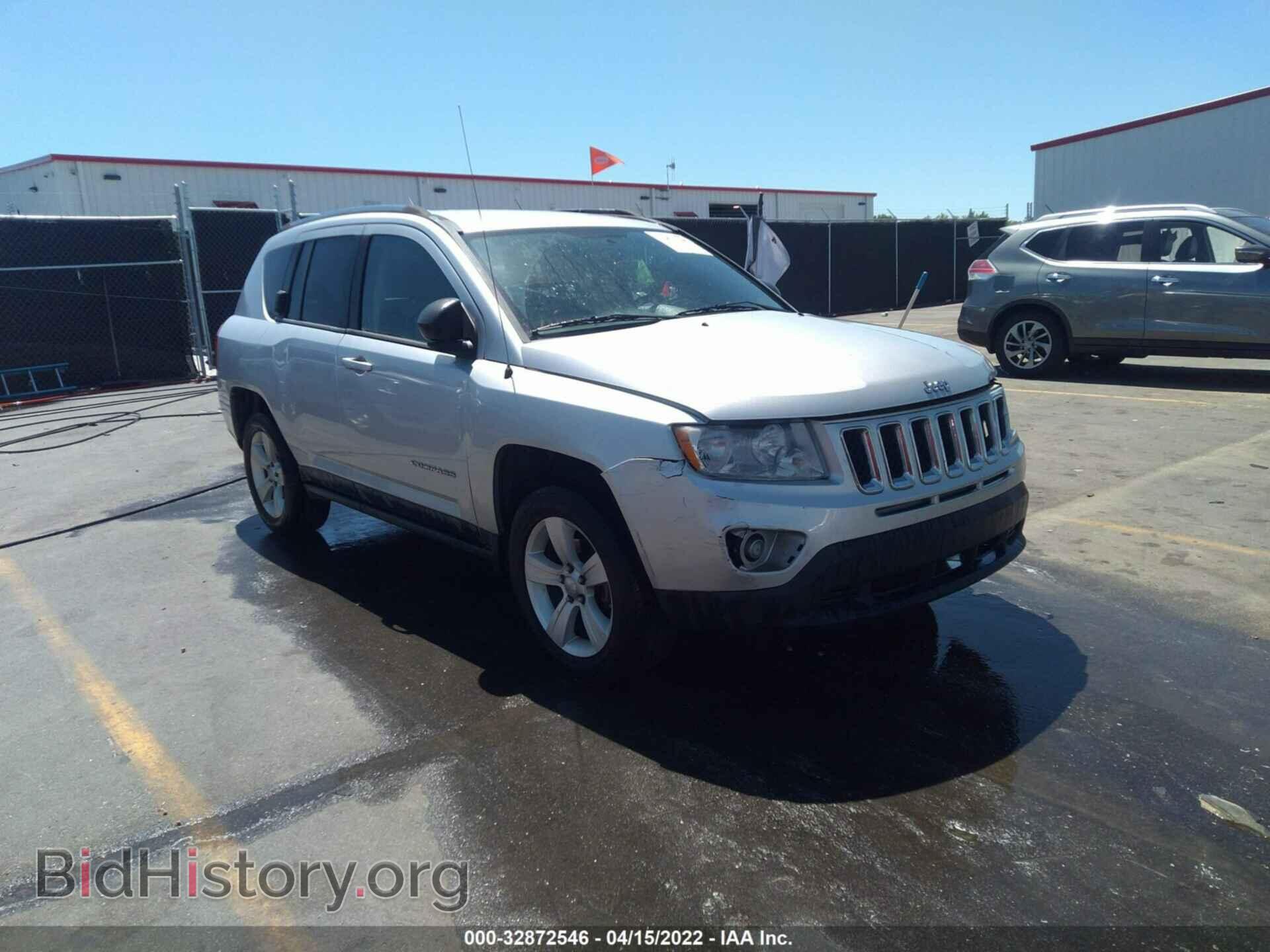 Photo 1J4NT1FA3BD288525 - JEEP COMPASS 2011