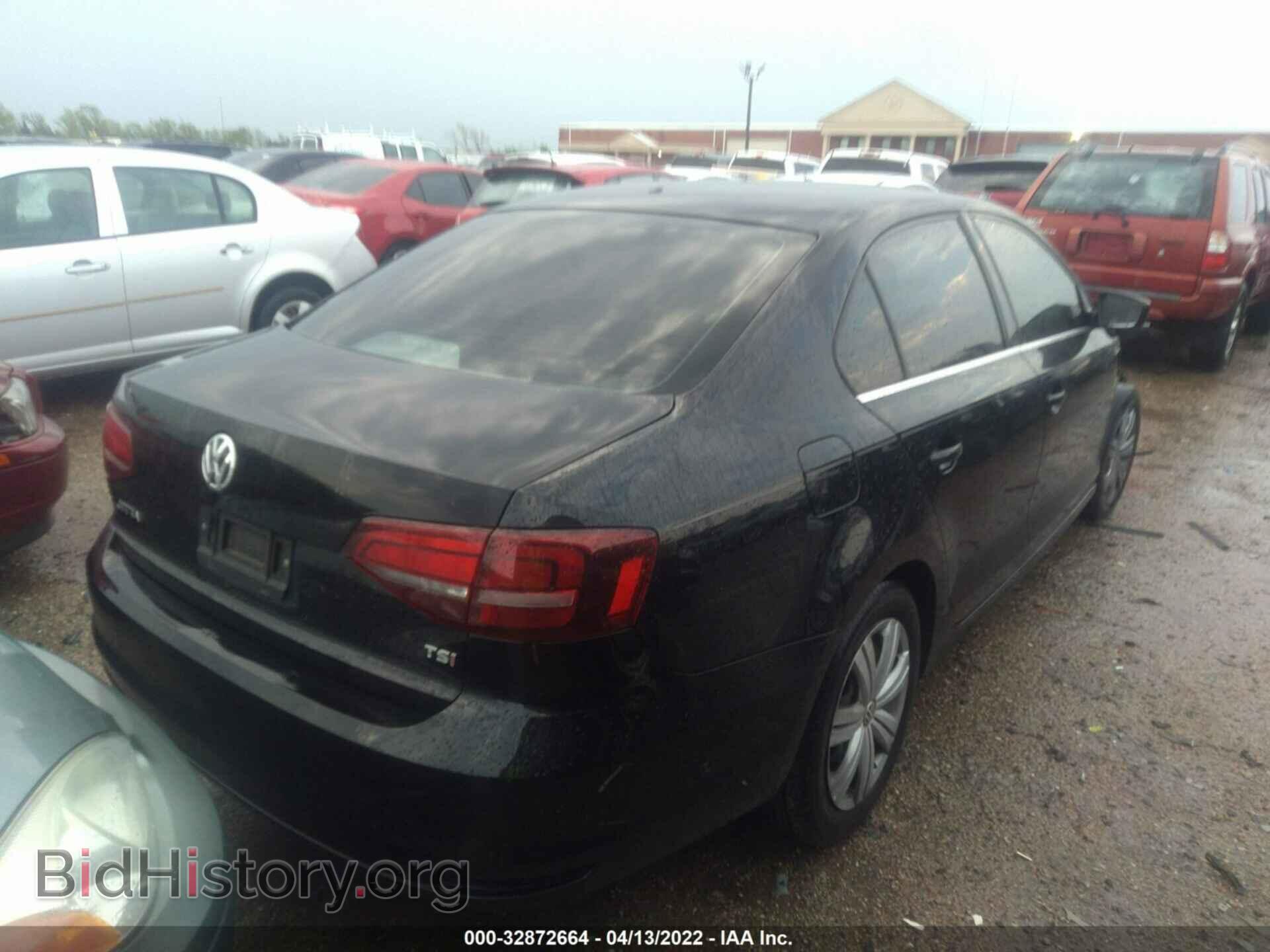 2017 VOLKSWAGEN JETTA - VIN: 3VW2B7AJ8HM342840 - Фото 4