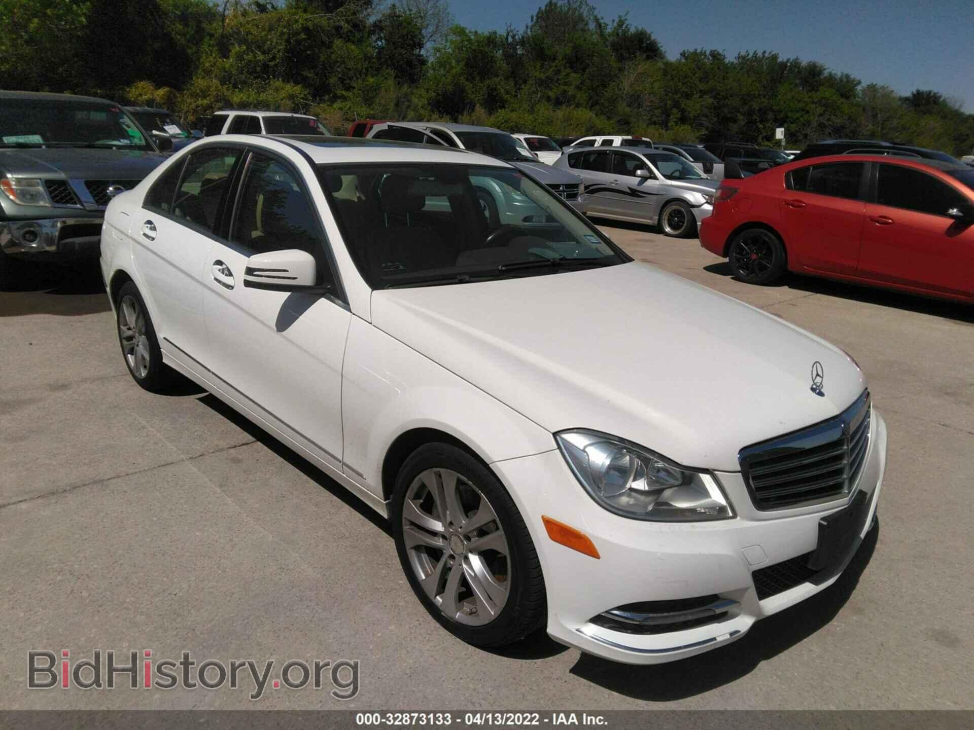 Photo WDDGF8AB9DR258407 - MERCEDES-BENZ C-CLASS 2013