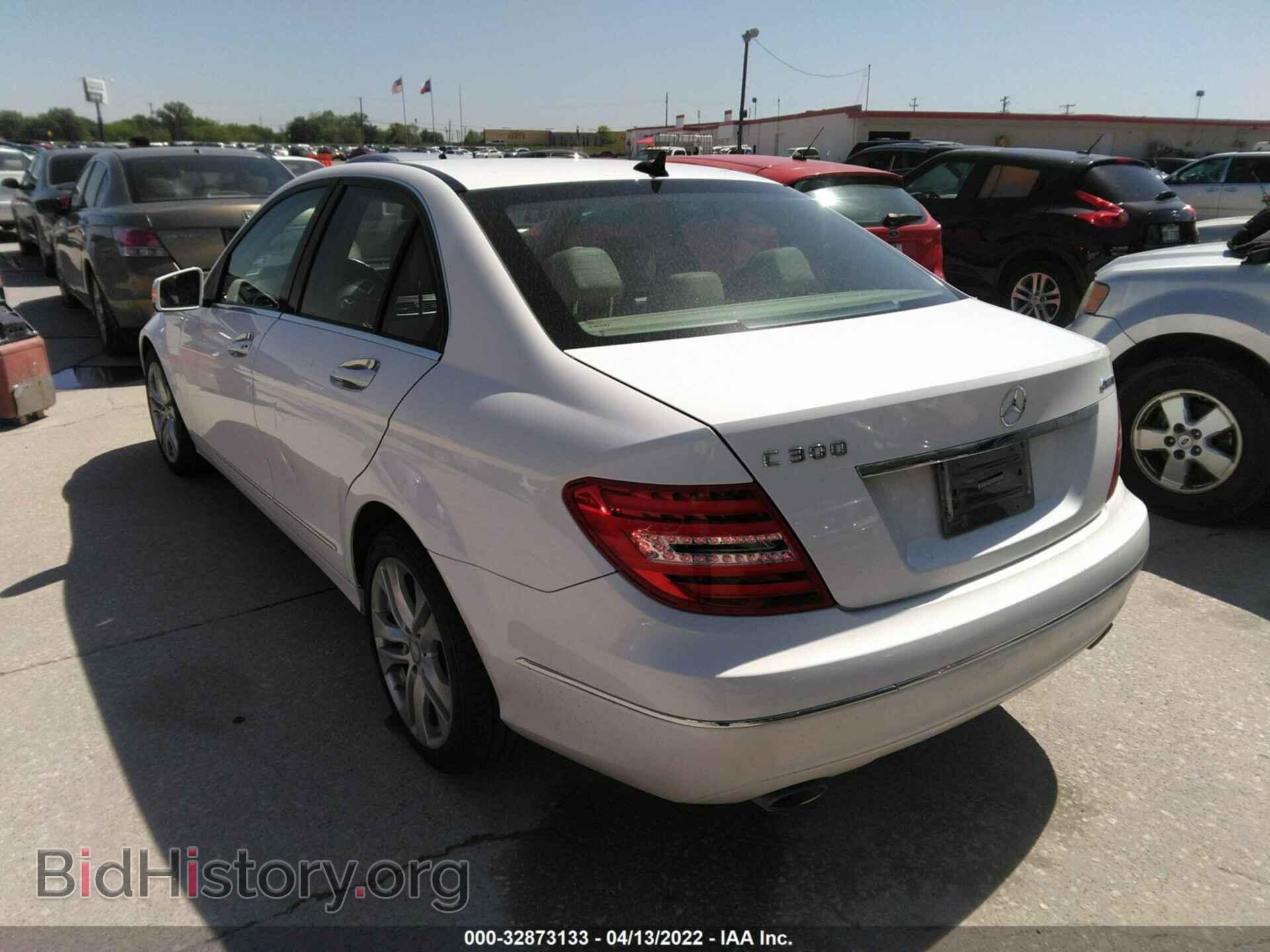 2013 MERCEDES-BENZ C-CLASS - VIN: WDDGF8AB9DR258407 - Фото 3