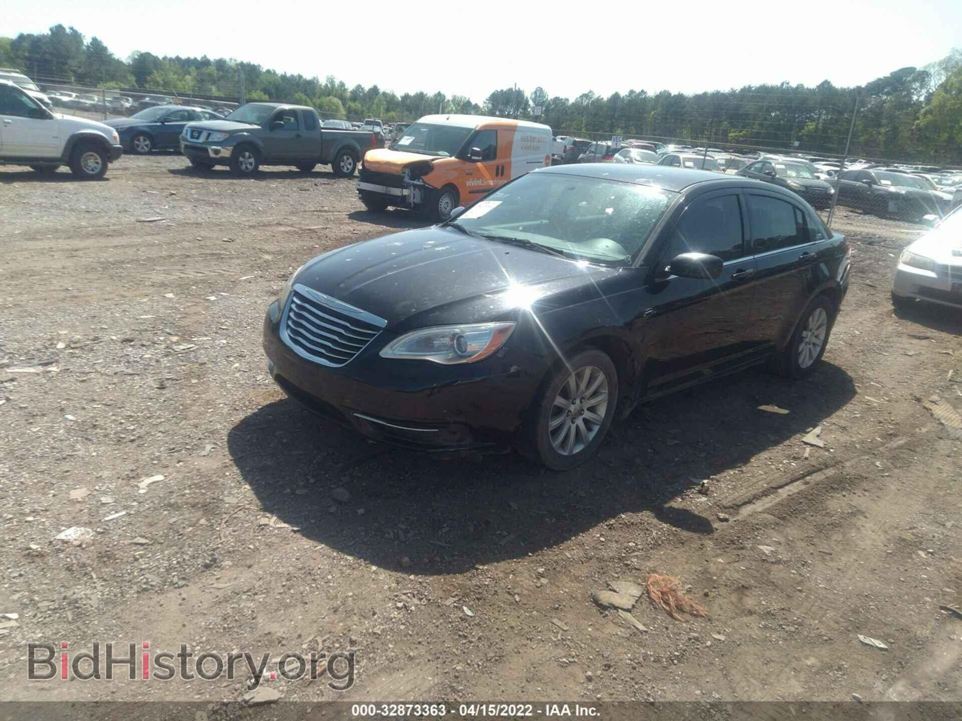 2012 CHRYSLER 200 - VIN: 1C3CCBBBXCN112864 - Фото 2