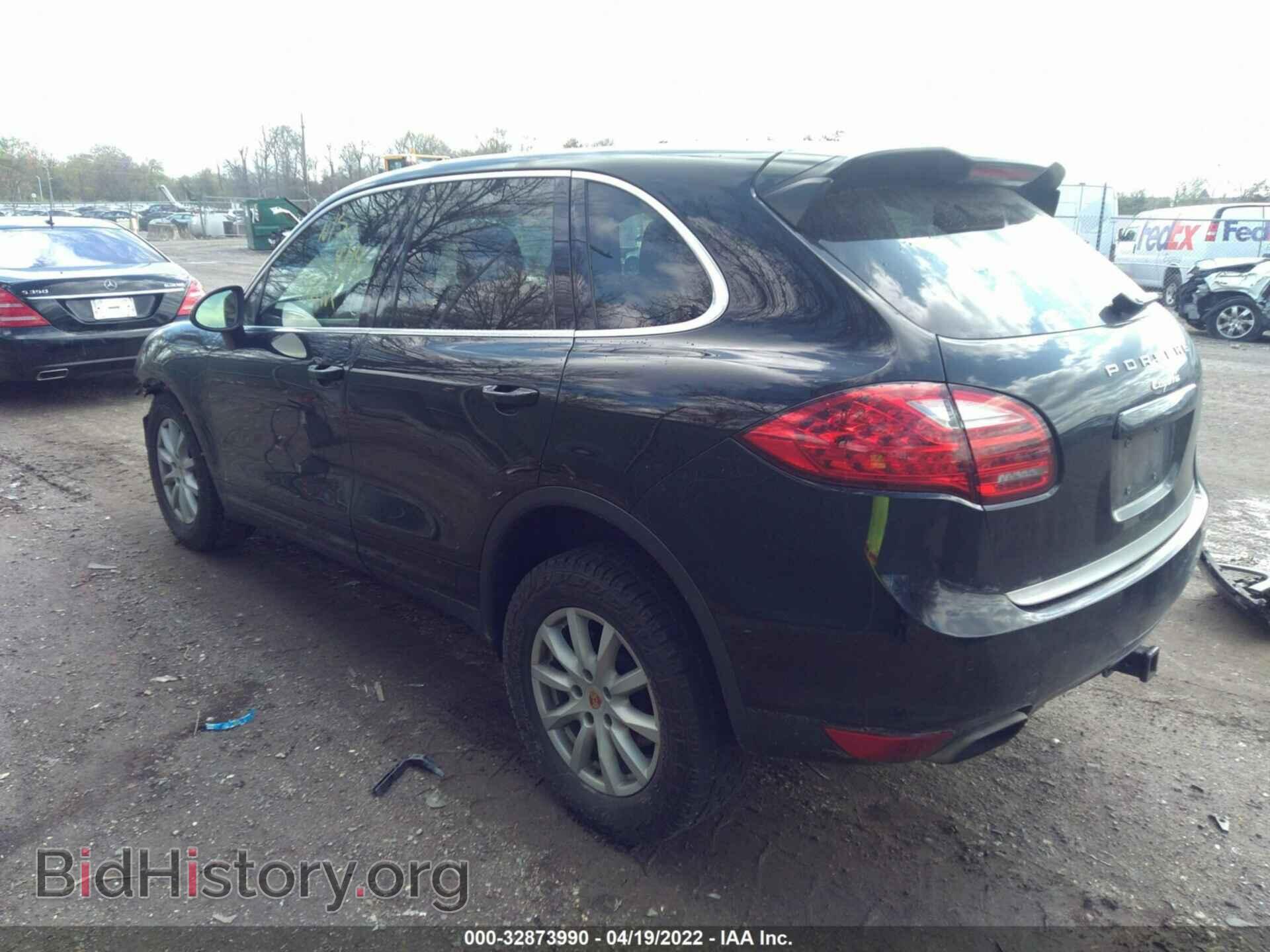 2011 PORSCHE CAYENNE - VIN: WP1AA2A21BLA03504 - Photo 3