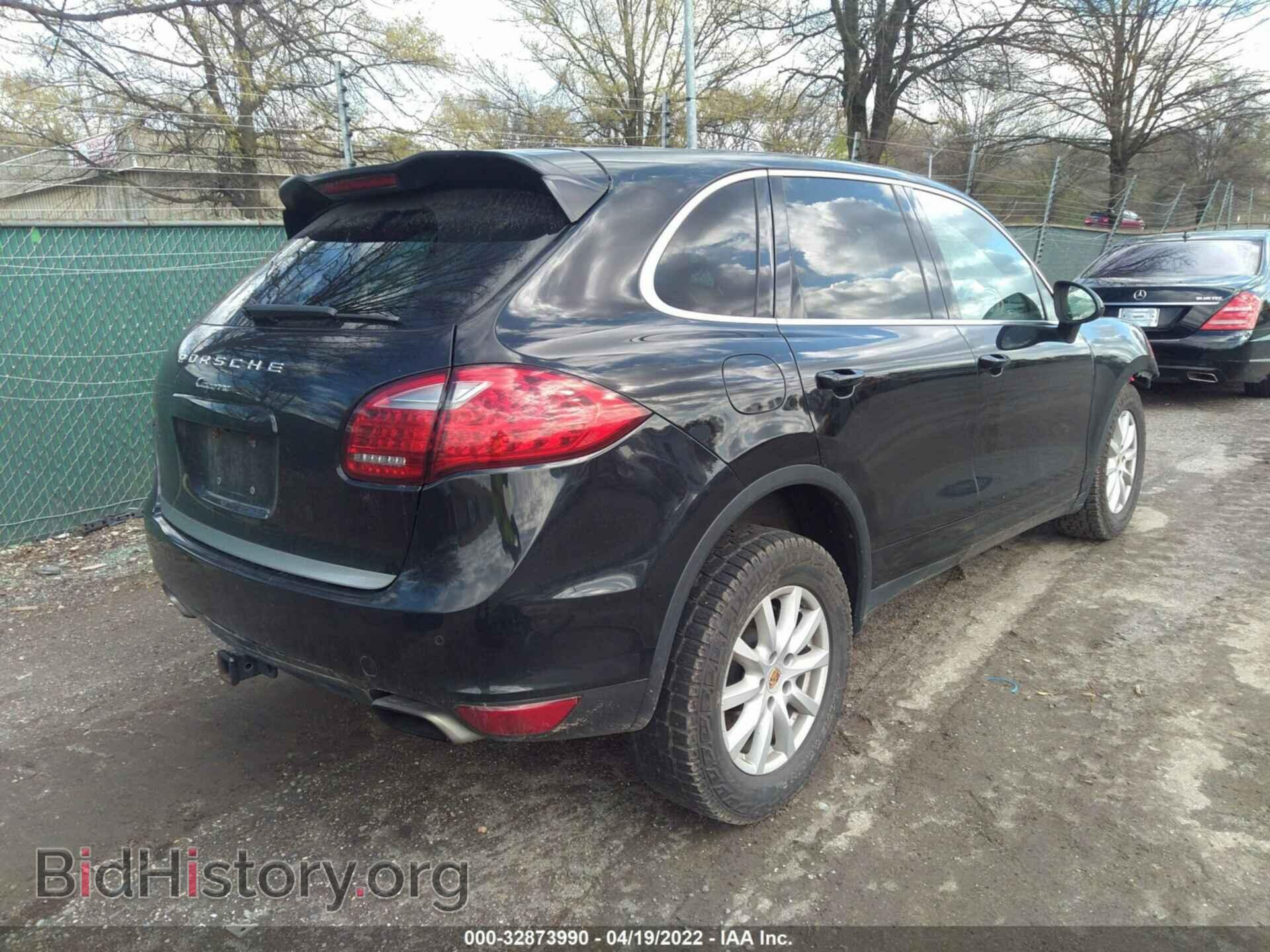 2011 PORSCHE CAYENNE - VIN: WP1AA2A21BLA03504 - Photo 4