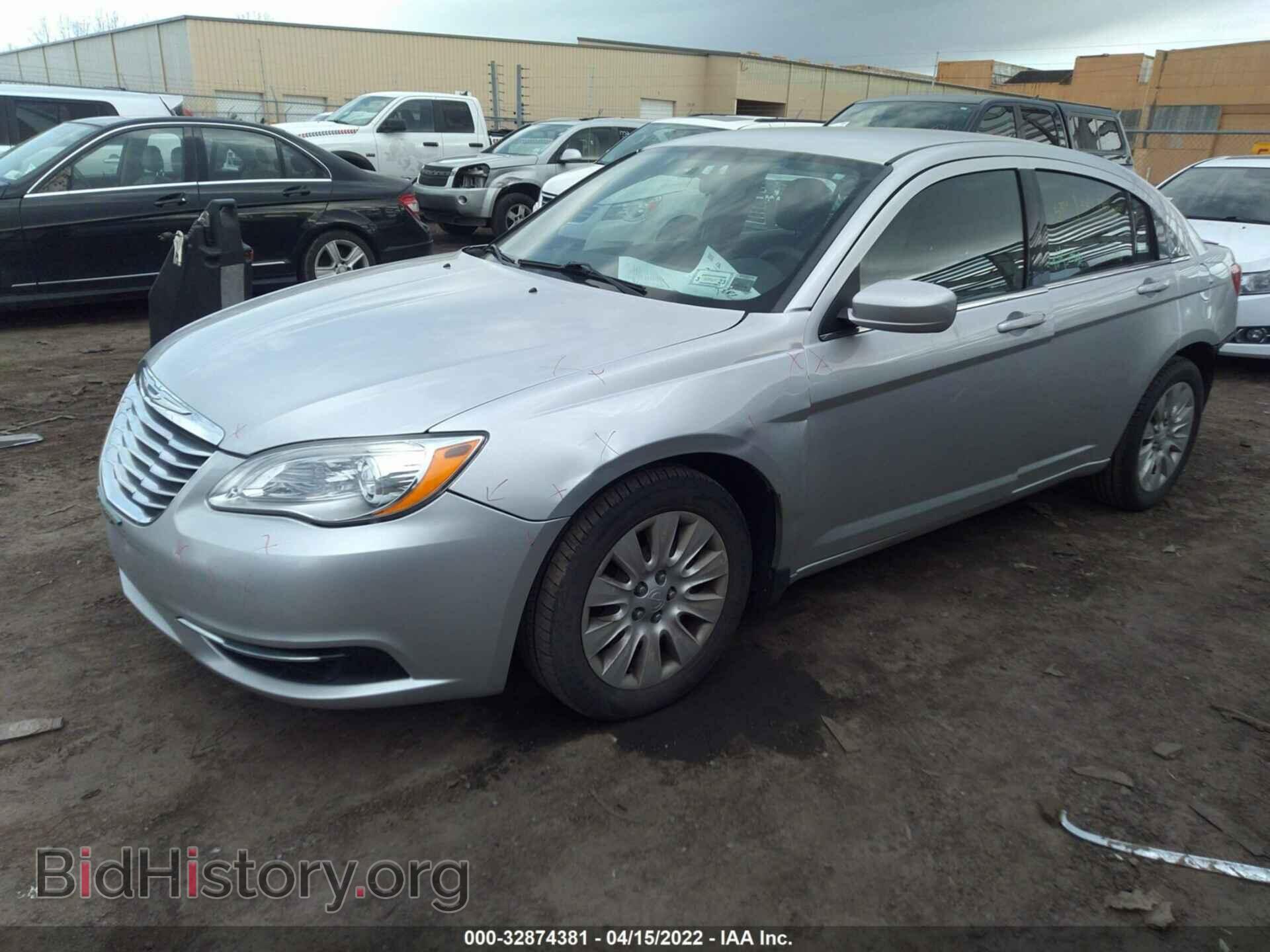 2012 CHRYSLER 200 - VIN: 1C3CCBAB6CN170682 - Photo 2