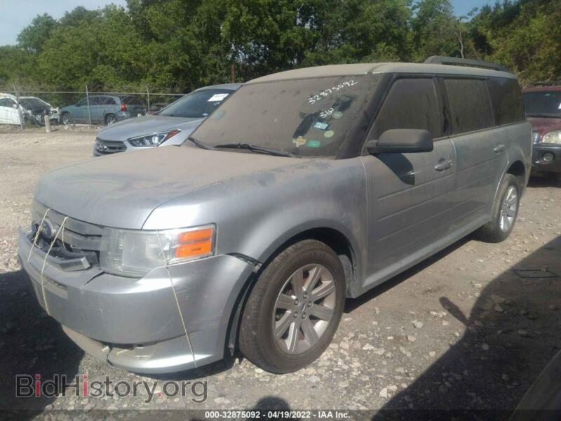 2011 Ford FLEX (VIN 2FMGK5BC9BBD33842) — photo 2 of 11