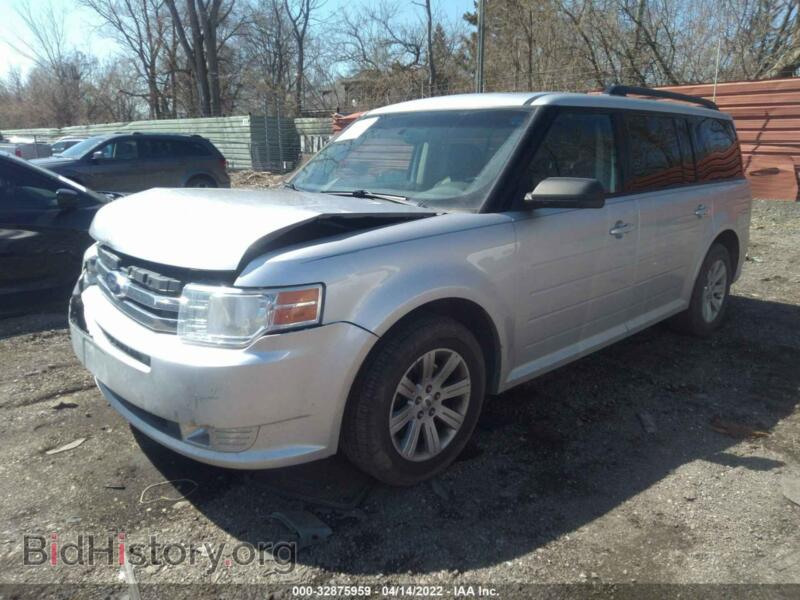 2011 Ford FLEX (VIN 2FMGK5BC1BBD11592) — photo 2 of 11