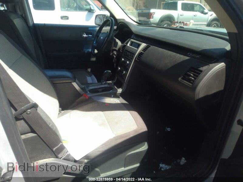 2011 Ford FLEX (VIN 2FMGK5BC1BBD11592) — photo 5 of 11