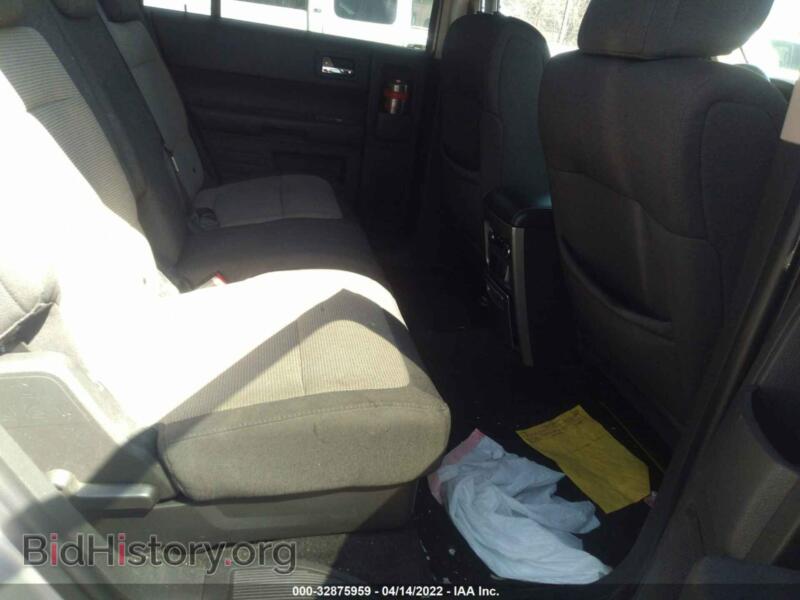 2011 Ford FLEX (VIN 2FMGK5BC1BBD11592) — photo 8 of 11