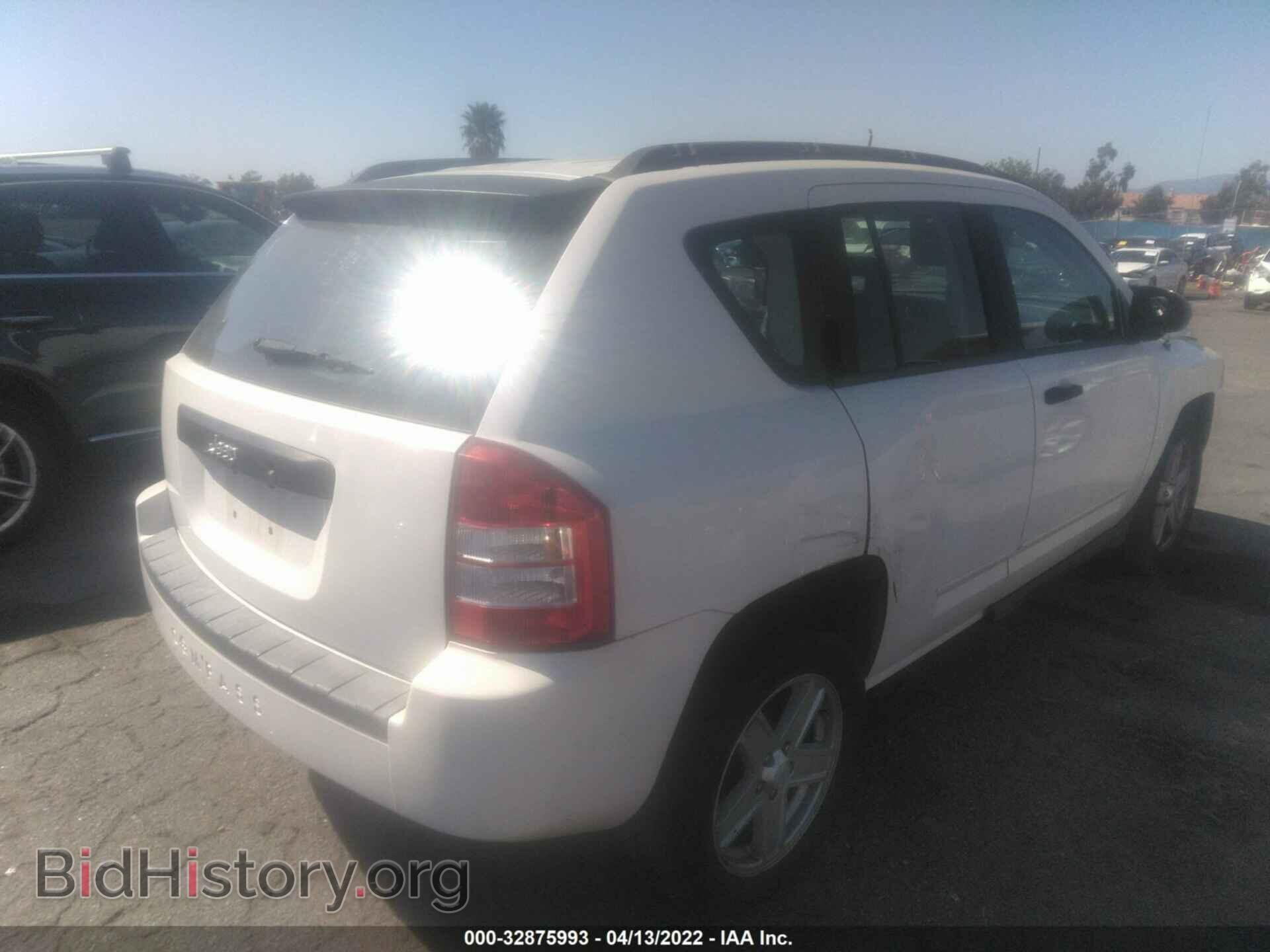 2009 JEEP COMPASS - VIN: 1J4FT47A89D231185 - Фото 4