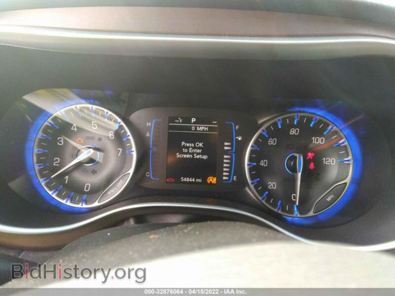 2019 Chrysler PACIFICA (VIN 2C4RC1BG3KR685747) — photo 7 of 11