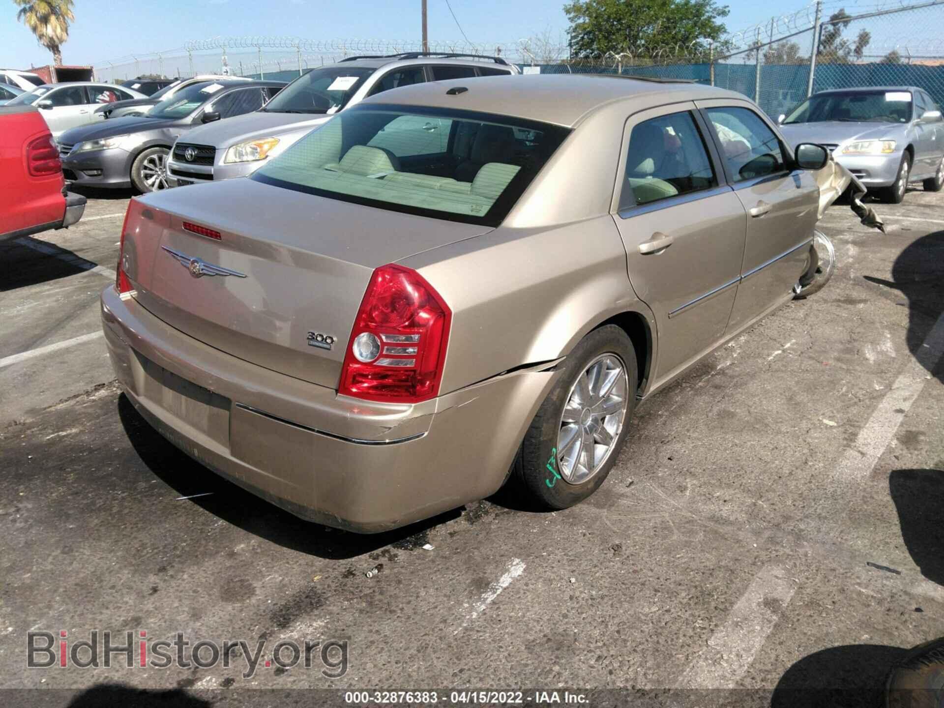 2009 CHRYSLER 300 - VIN: 2C3LA53V29H529364 - Фото 4