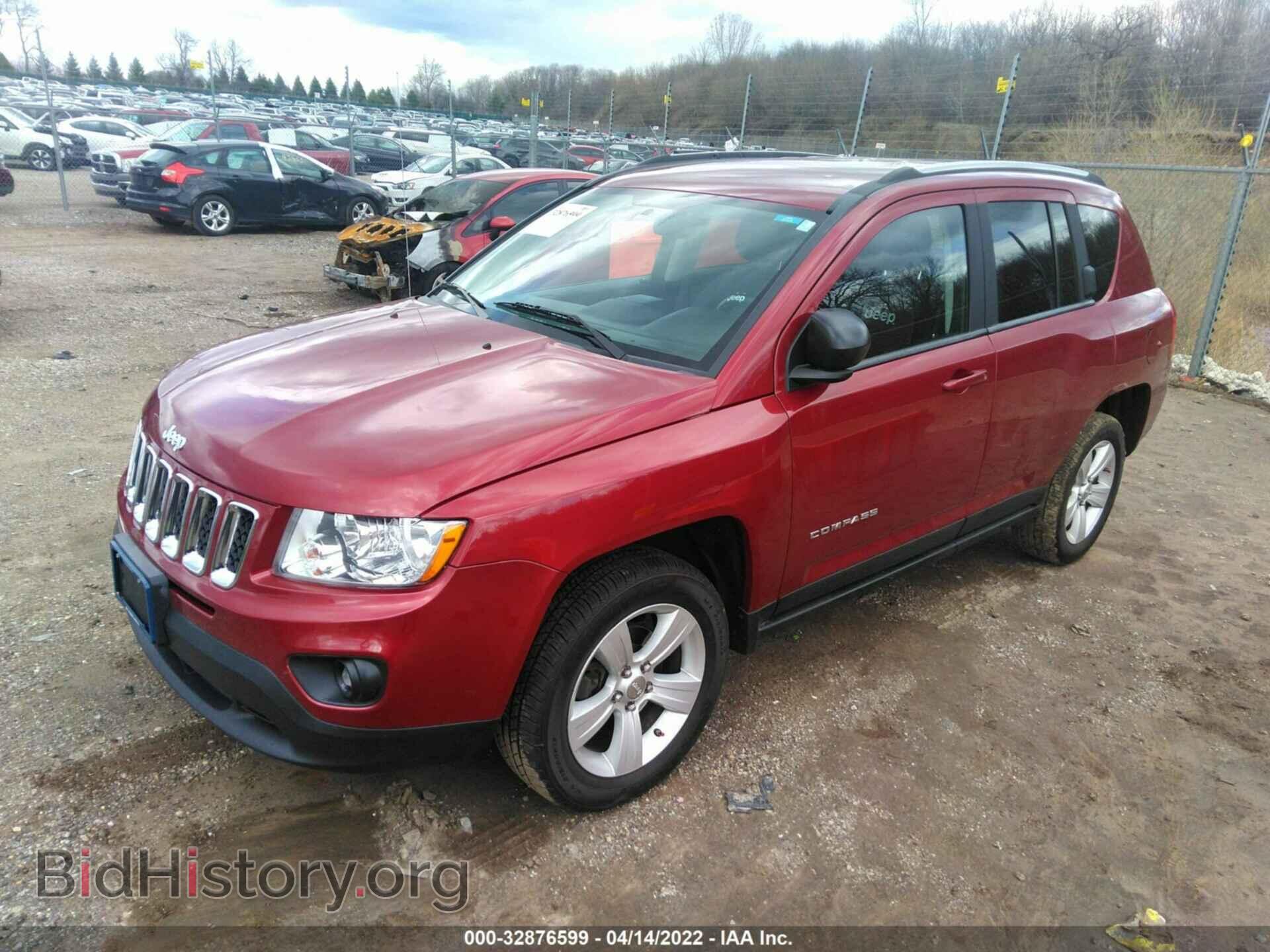 2011 JEEP COMPASS - VIN: 1J4NF1FB7BD197063 - Photo 2