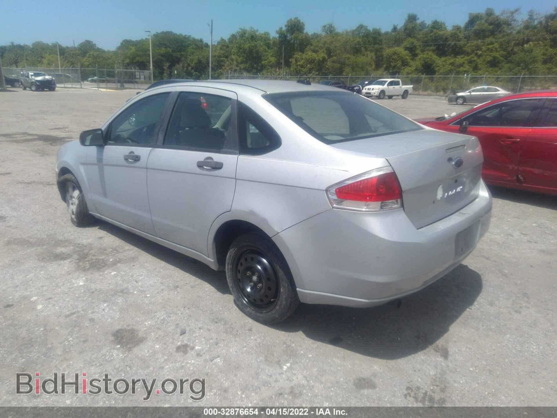 2008 FORD FOCUS - VIN: 1FAHP34N58W149749 - Фото 3