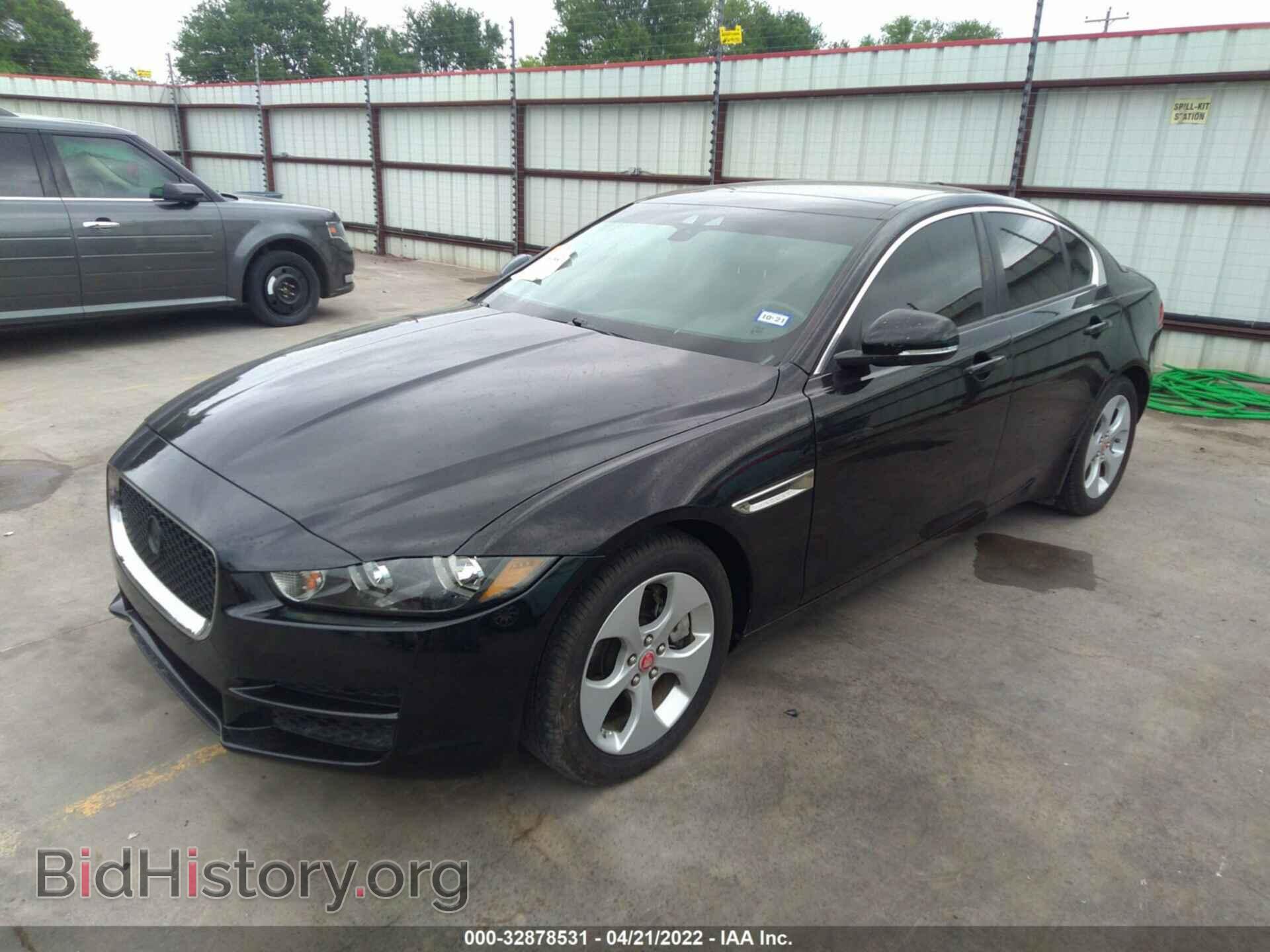 2017 JAGUAR XE - VIN: SAJAR4BG3HA970377 - Фото 2